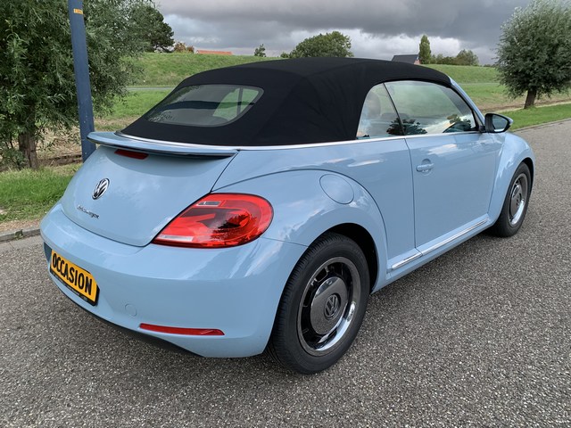 Volkswagen Beetle Cabriolet - V E R K O C H T