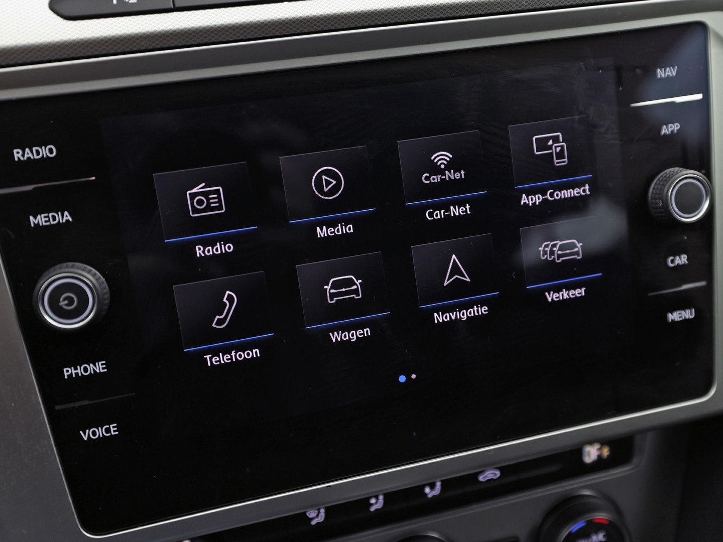 Volkswagen Passat Variant 1.4 TSI ACT Highline 150Pk Automaat (APPLE CARPLAY, GROOT NAVI, CLIMATE, CAMERA, SPORTSTOELEN, GETINT GLAS, KEYLESS START, ADAPTIVE CRUISE,