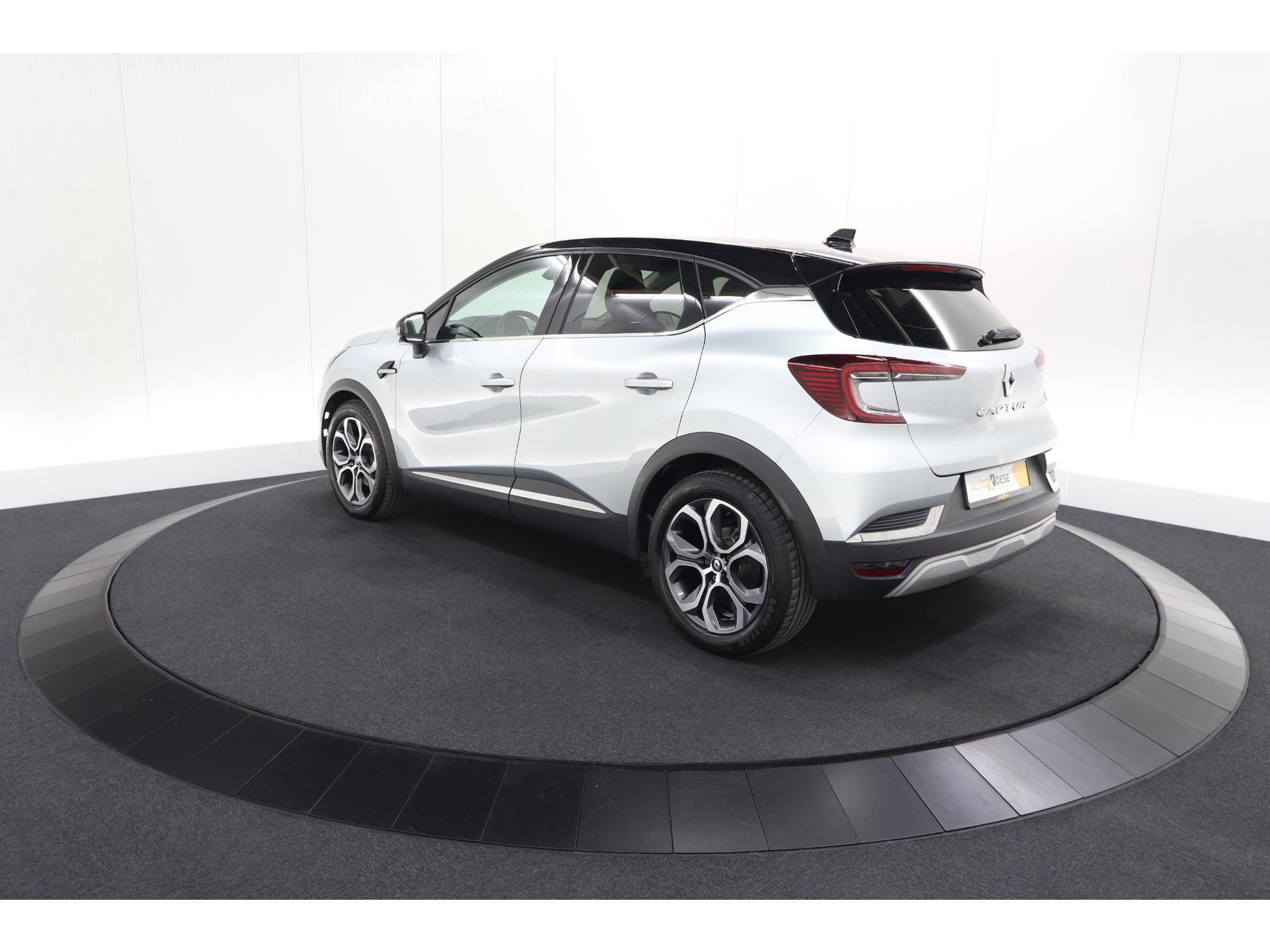 Renault Captur 1.6 E-Tech full hybrid 145 techno | Pack Full Screen | Camera | Navigatie | Parkeersensoren