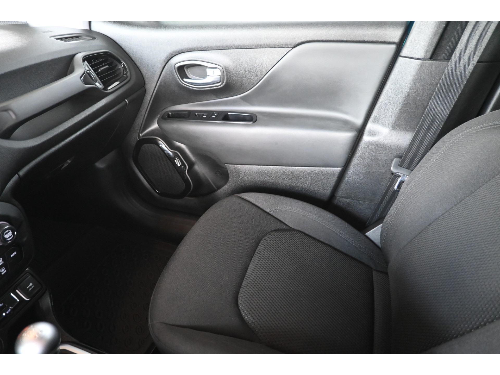 Jeep Renegade 1.0T Freedom Airco Navigatie Cruise Control Rijklaarprijs! Inruil Mogelijk!
