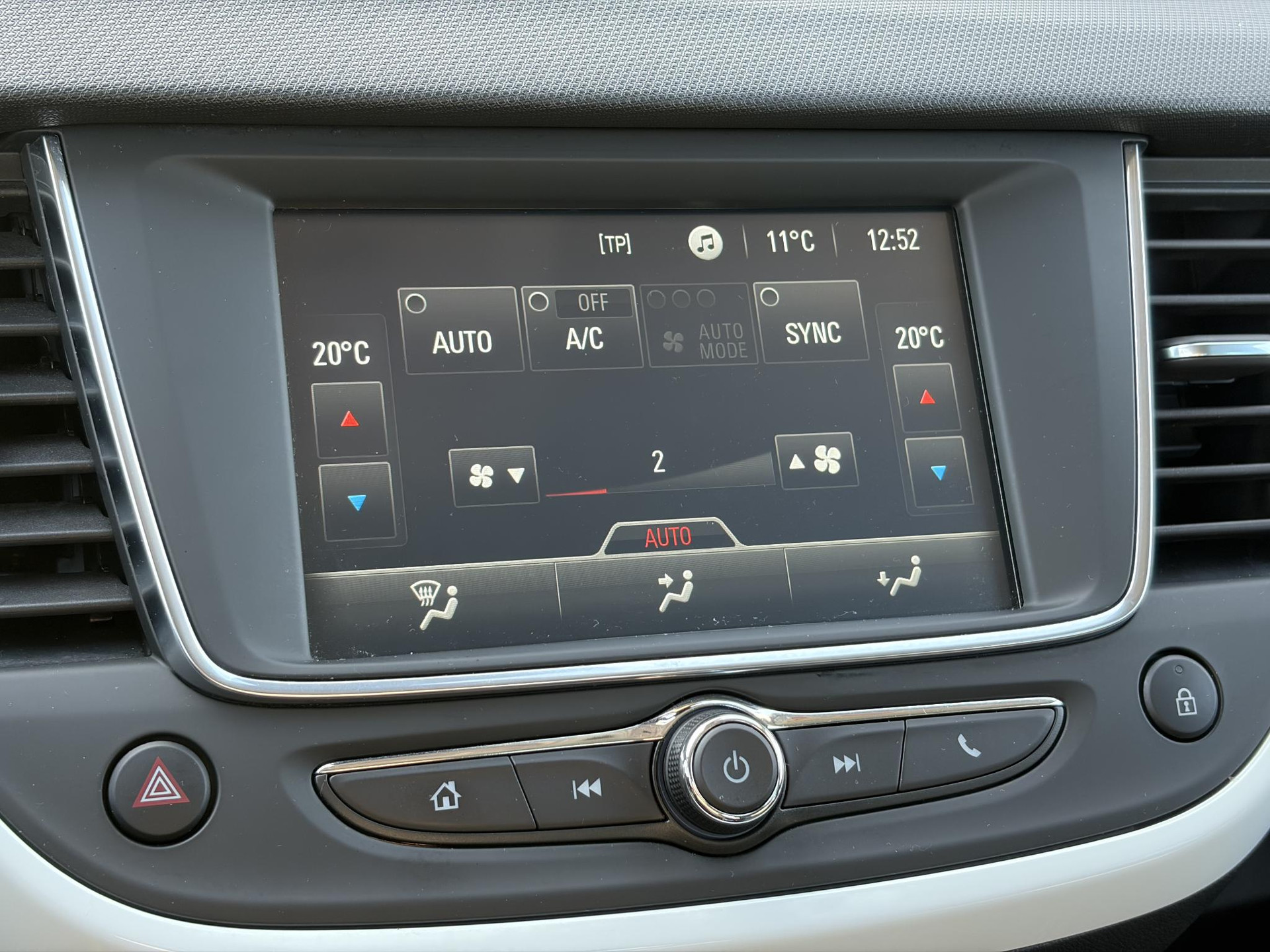 Opel Crossland X 1.2 Turbo Edition 2020 110pk,Dealer Onderhouden,Camera,Apple Carplay/Android Auto,Clima,Cruise,Pdc V+A,Rijstrooksensor,6 Bak,N.A.P,Bj 12-2020,Apk tot 01-2027