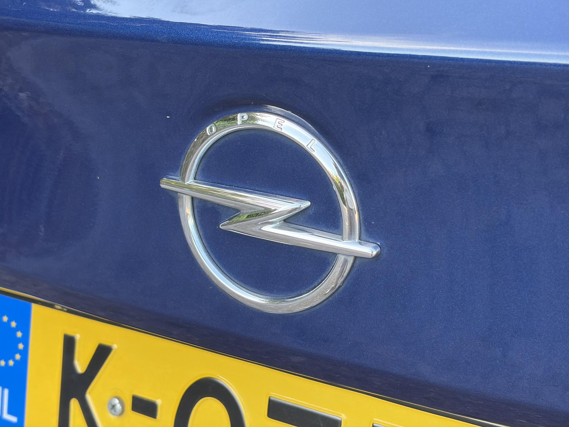 Opel Astra Sports Tourer 1.2 Ultimate ✓146pk✓2e Eigenaar✓Trekhaak✓Camera✓Carplay✓Navi✓Alcantara-Leder✓17''Lmv✓Stoelverw-Stuurverw✓Net beurt gehad✓Dodehoek✓Rijstrooksensor✓Pdc V+A✓6 Bak✓N.A.P✓Bj 11-2020✓Apk tot 08-2028