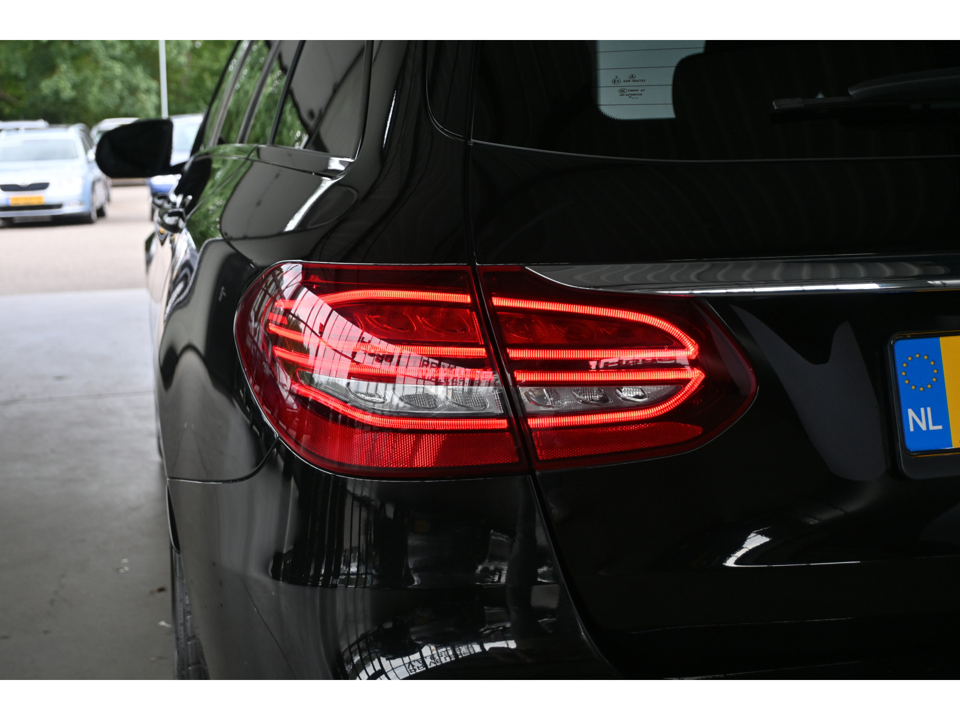 Mercedes-Benz C-klasse Estate 180 Business Solution AMG Line Navigatie Carplay Stoelverwarming Virtual Rijklaarprijs! Inruil Mogelijk!