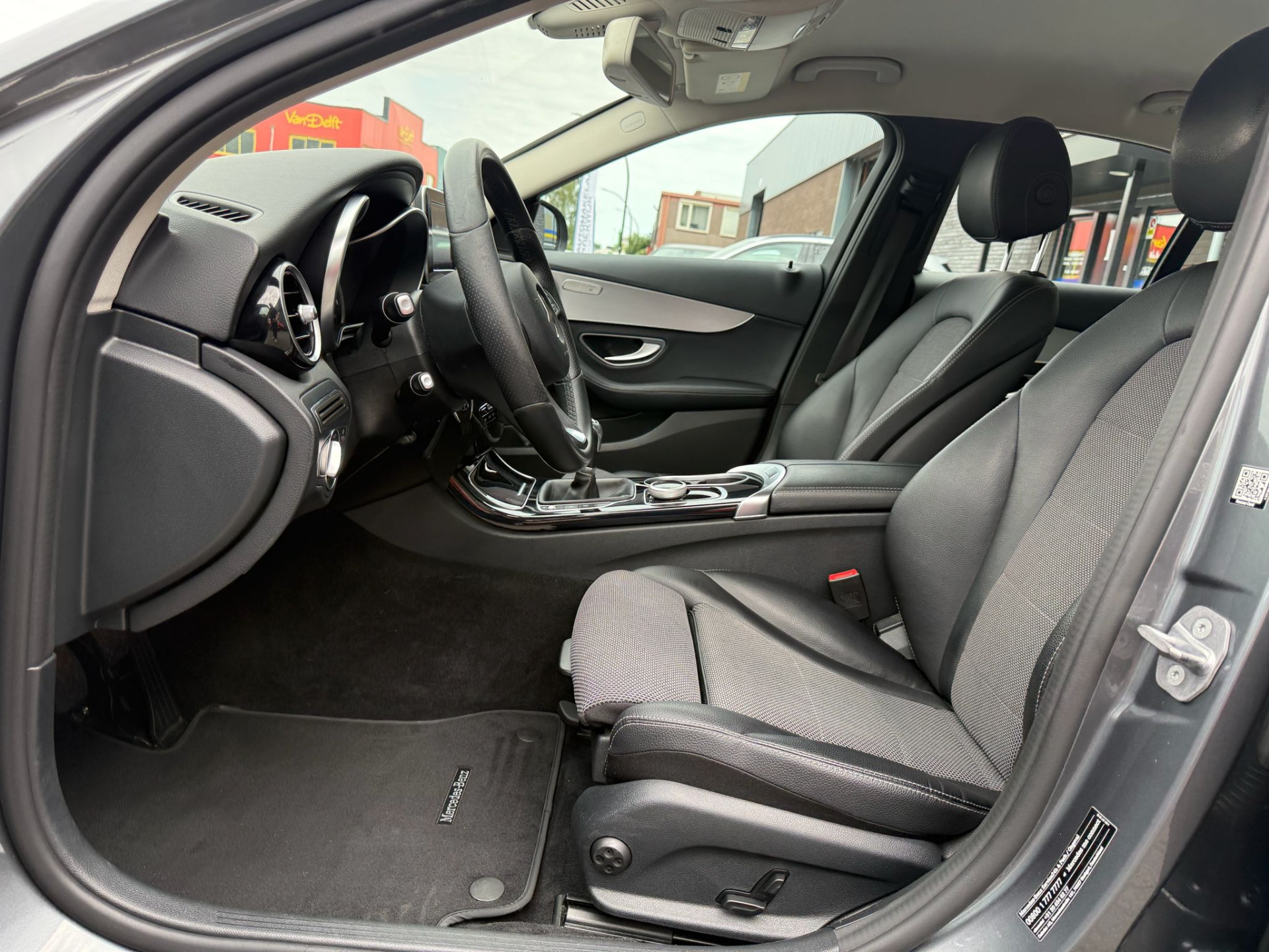 Mercedes-Benz C-klasse 180 CDI Business Solution |1E EIGENAAR | 3/6/12MND GARANTIE | LED | CRUISE | BLUETOOTH | NAVI | TREKHAAK |
