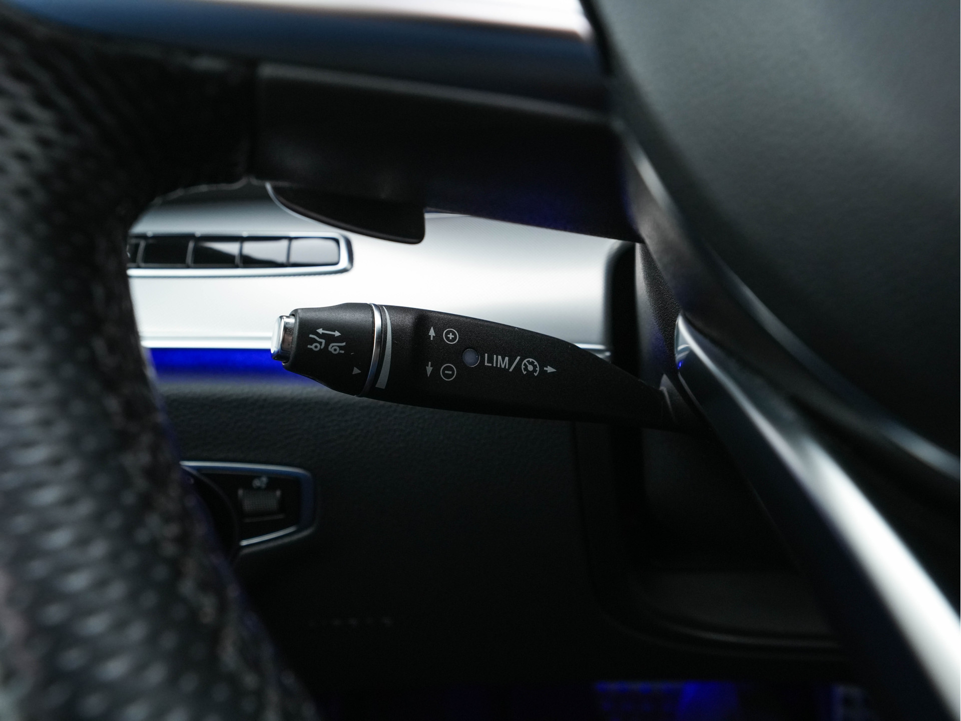 Mercedes-Benz E-klasse Coupé 400 AMG-Sportpack 4Motion Premium Plus Aut. *PANO | LEATHER | BURMESTER-AUDIO | WIDESCREEN-COCKPIT |  FULL-LED | NAVI-FULLMAP | CAMERA | SHIFT-PADDLES | CRUISE | AMBIENT-LIGHT | SPORT-SEATS | 19"ALU*