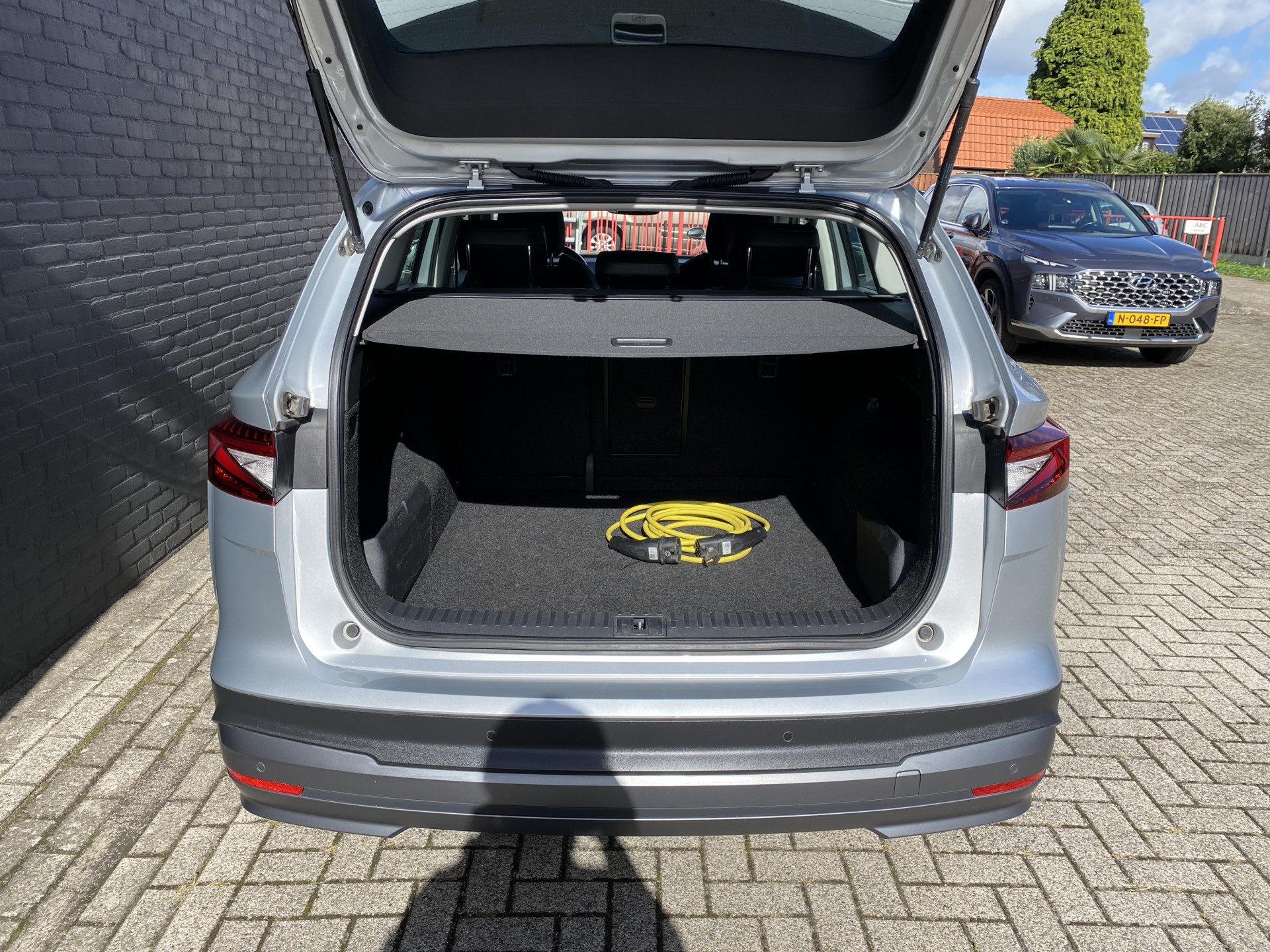ŠKODA Enyaq iV 60 | 1e eigenaar | dealer onderhouden | navigatie | camera | sfeerverlichting | apple carplay | SOH 92%
