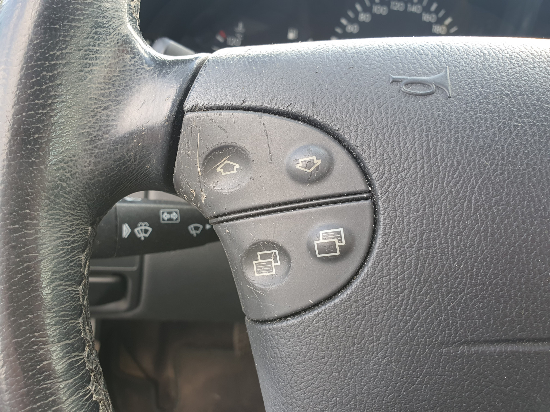 Mercedes-Benz CLK-klasse Coupé 320 Elegance Aut. *FULL-LEATHER | ECC | CRUISE | MERCEDES-AUDIO*