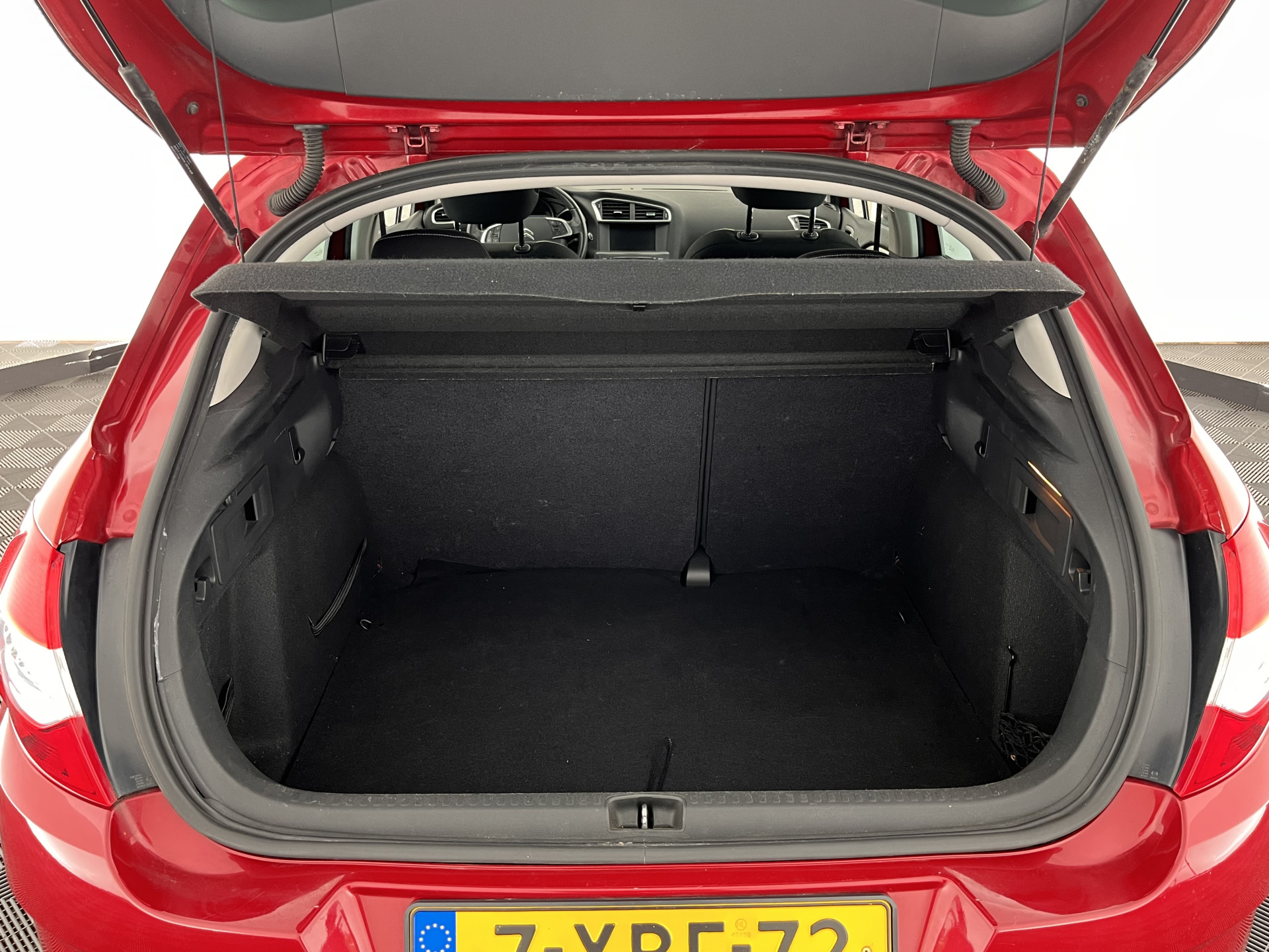 Citroën C4 1.6 e-HDi Ligne Business *PANO | NAVI-FULLMAP | COMFORT-SEATS | ECC | PDC | CRUISE | TOWBAR | 16"ALU*