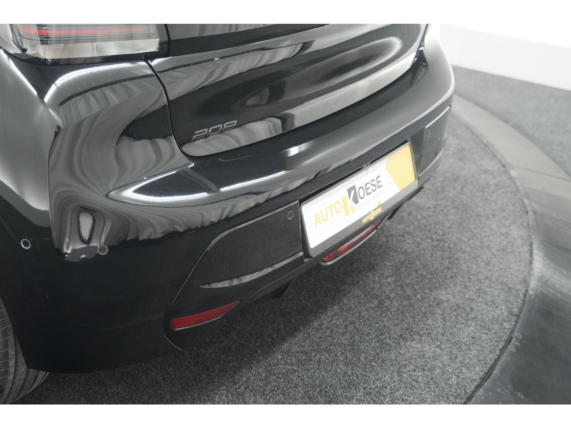 Peugeot 208 PureTech 100 Allure | 360 Camera | Dodehoekdetectie | Navigatie