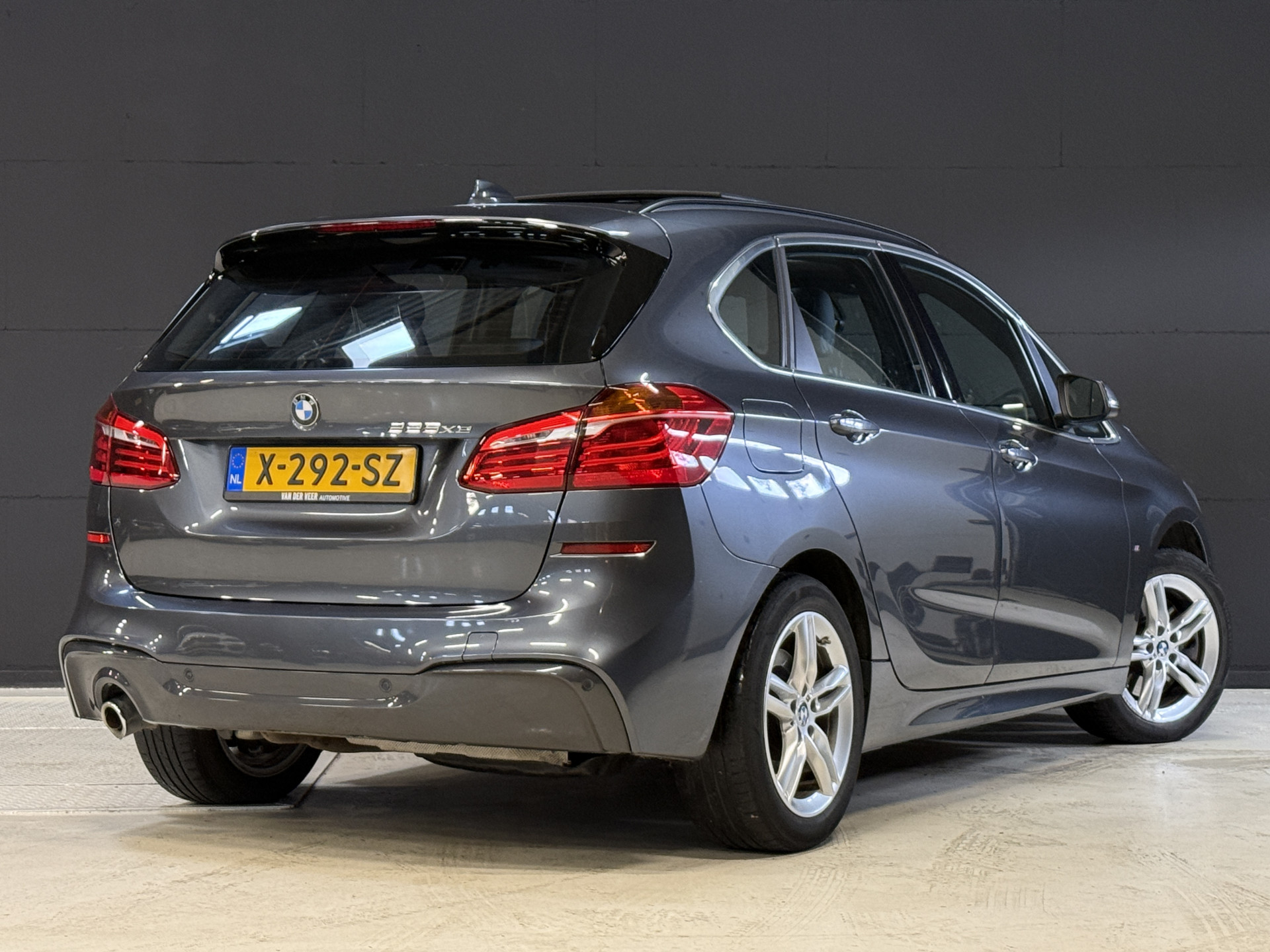 BMW 2-serie Active Tourer 225xe iPerformance Executive | M-Sport | Panoramadak | Stoelverw.