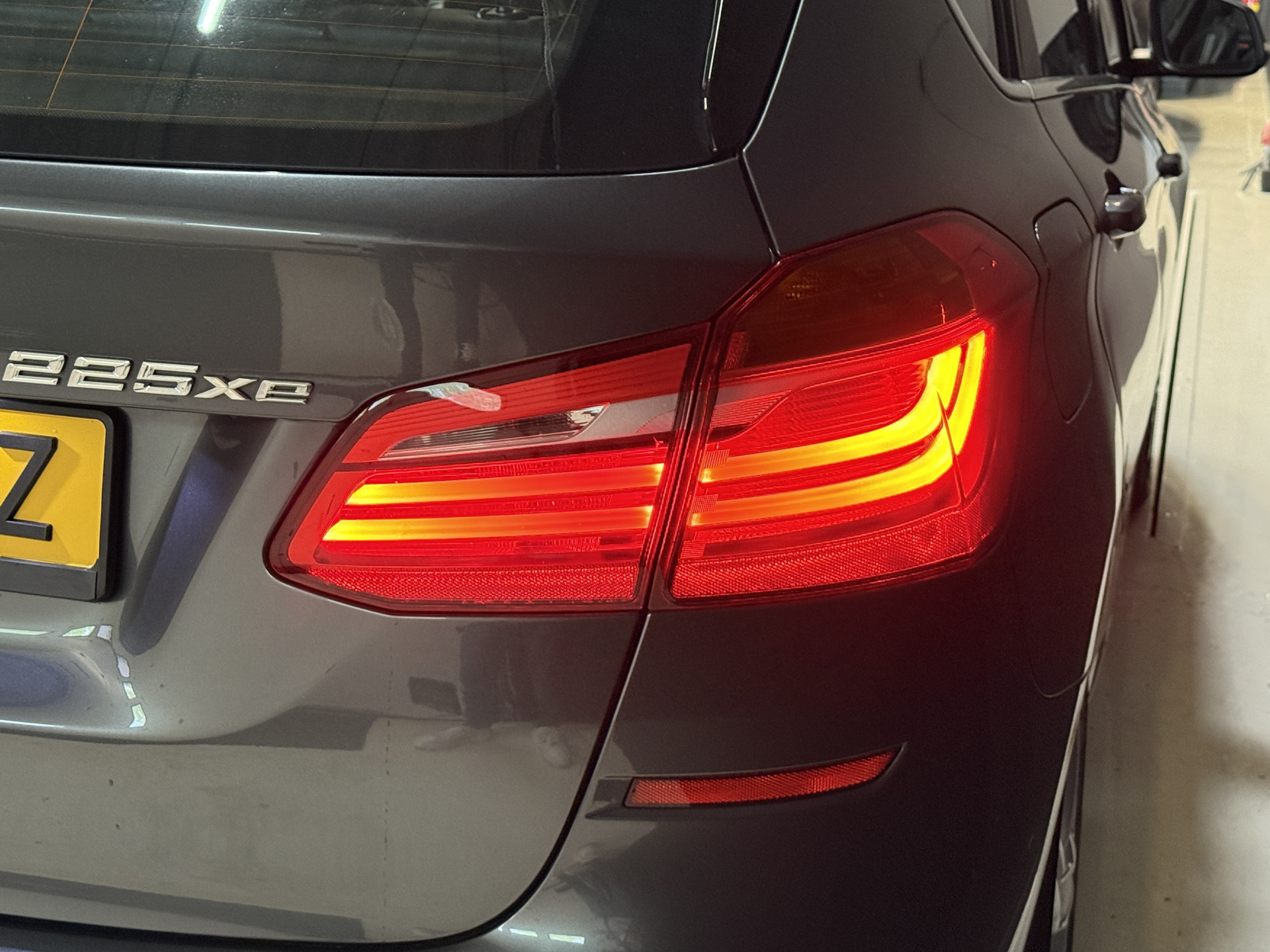 BMW 2-serie Active Tourer 225xe iPerformance Executive | M-Sport | Panoramadak | Stoelverw.