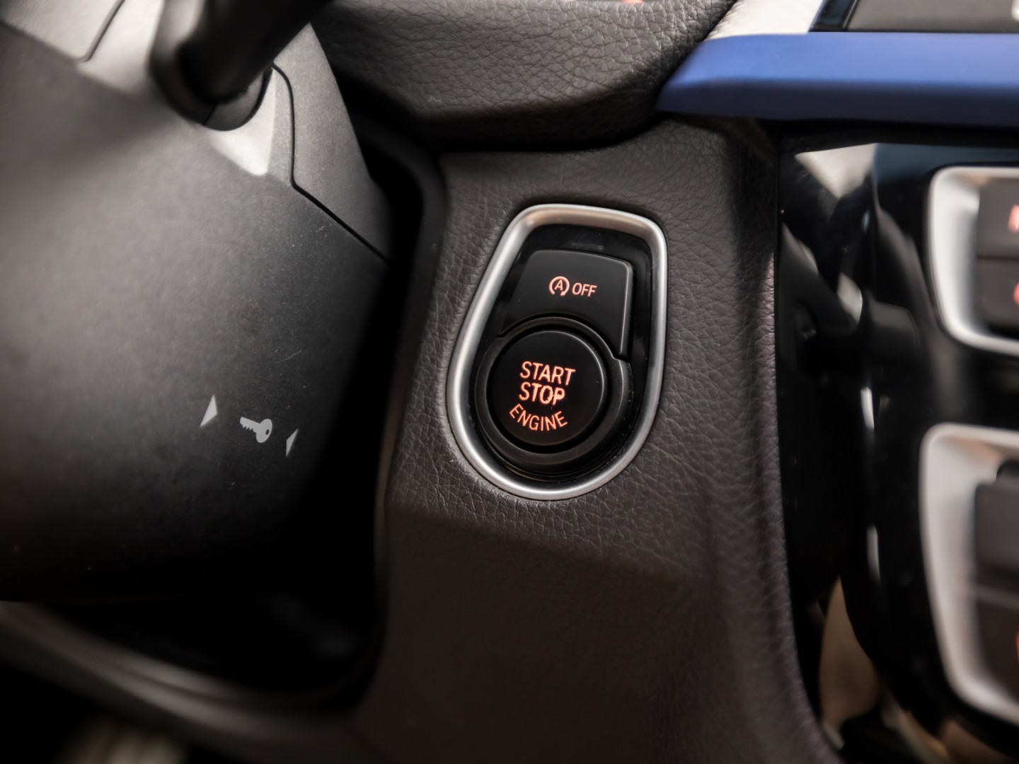 BMW 4-serie Gran Coupé 418i M Sport Automaat (SCHUIFDAK, M PAKKET, GROOT NAVI, HARMAN/KARDON, STOELVERWARMING, GETINT GLAS, SPORTSTOELEN, PARKEERSENSOREN, NIEUWE APK, NIEUWSTAAT)