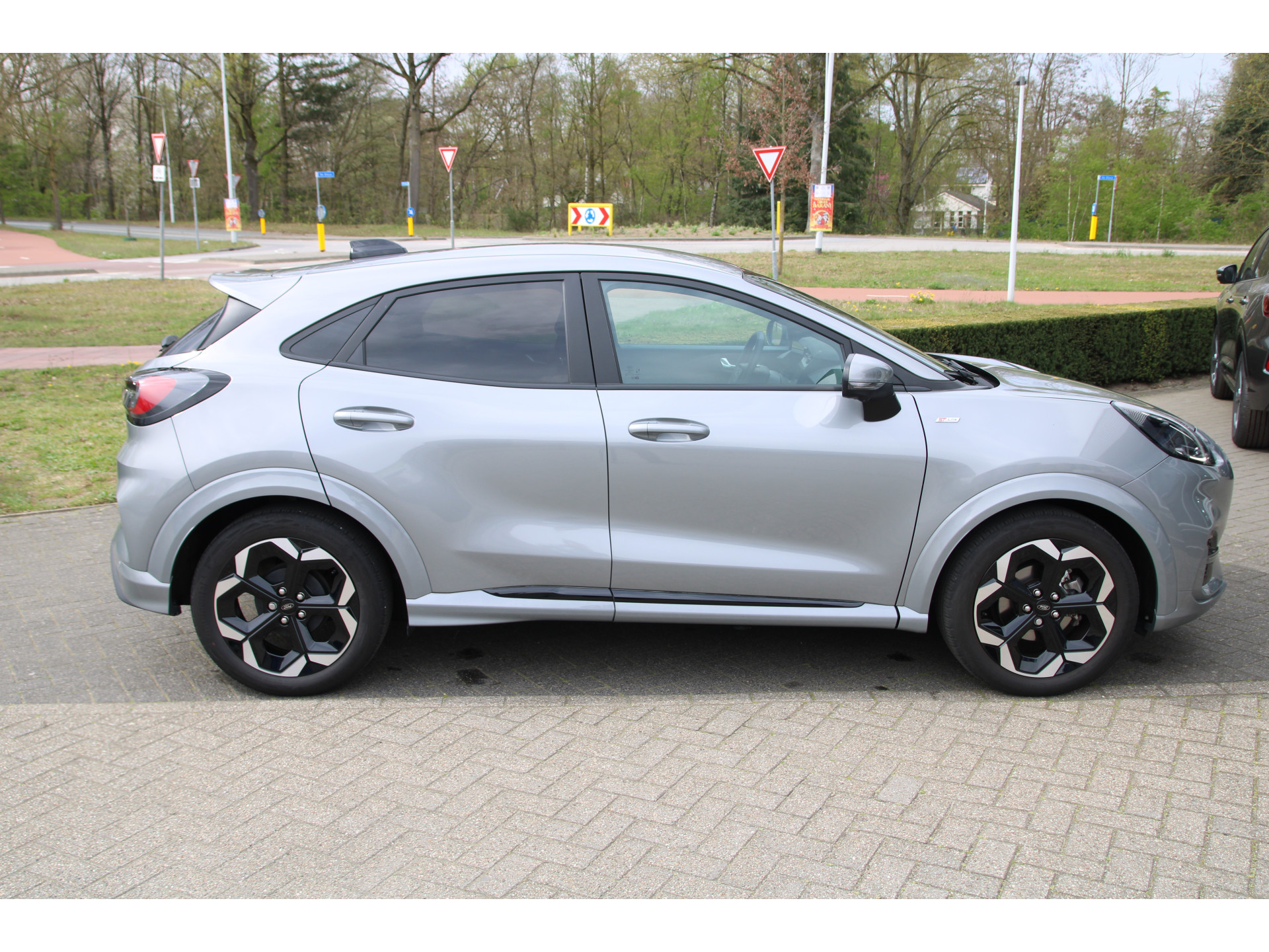 Ford Puma 1.0 EcoBoost 125 PK Hybrid Automaat ST-Line X WINTER PACK | BLIS | CAMERA |