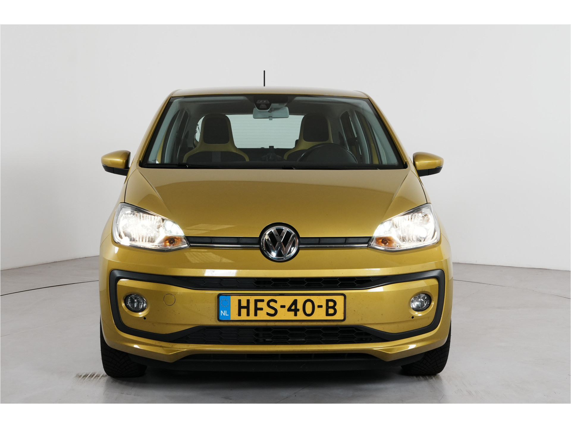 Volkswagen Up! 1.0 EcoFuel move up! | 5 drs. | Aardgas | Cruise | Stl. verw. | PDC | Climate | Lichtautomaat |