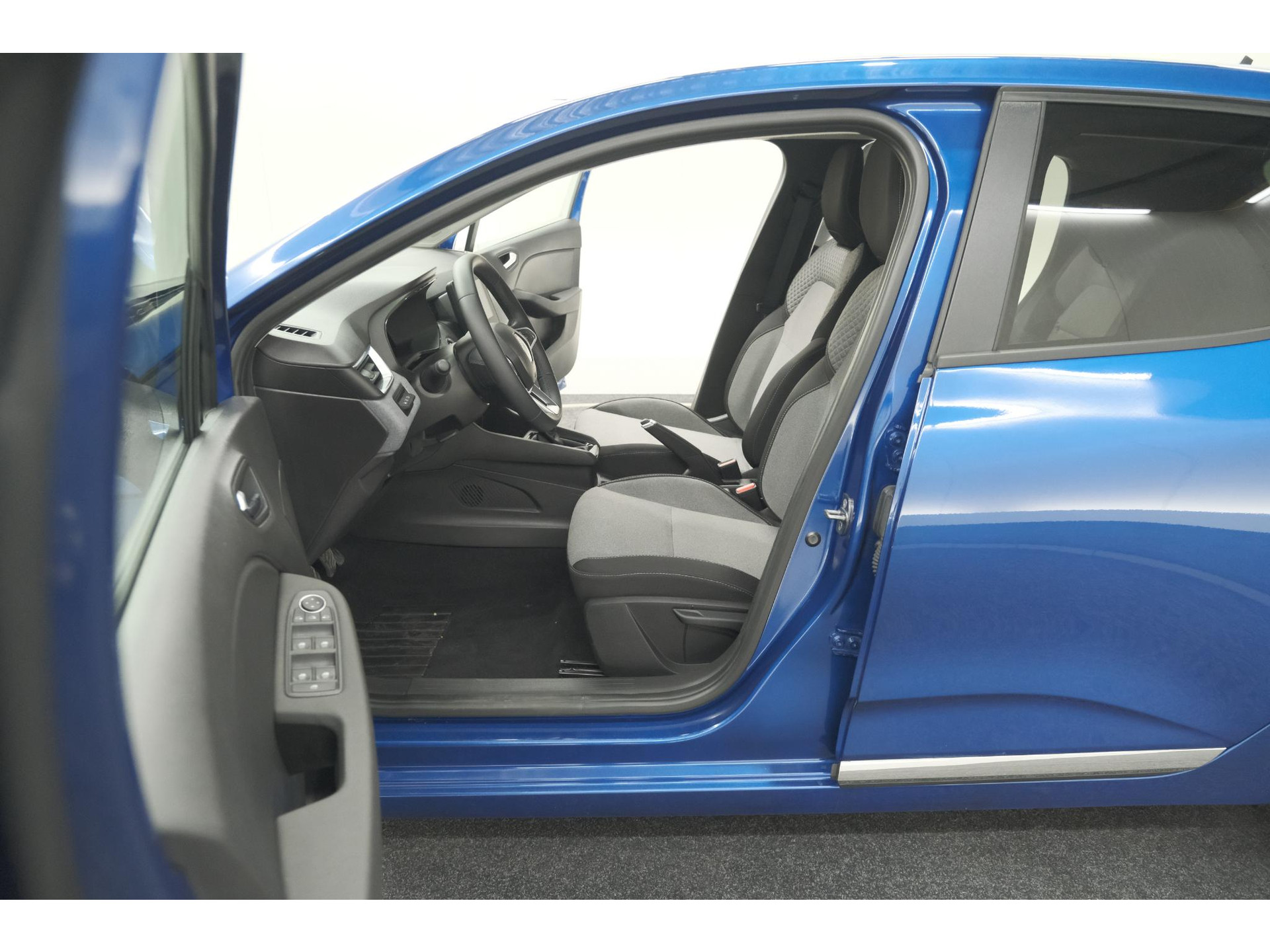 Renault Clio TCe 90 GPF Evolution | Camera | Navigatie | Apple Carplay | Parkeersensoren | Stoelverwarming