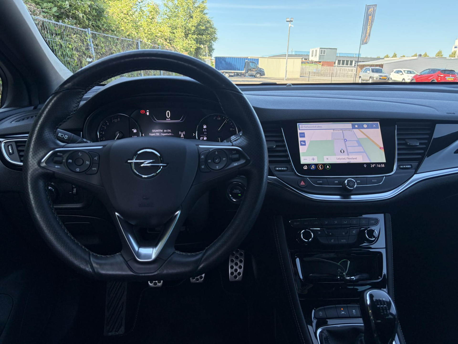 Opel Astra Sports Tourer 1.2 Ultimate ✓146pk✓2e Eigenaar✓Trekhaak✓Camera✓Carplay✓Navi✓Alcantara-Leder✓17''Lmv✓Stoelverw-Stuurverw✓Net beurt gehad✓Dodehoek✓Rijstrooksensor✓Pdc V+A✓6 Bak✓N.A.P✓Bj 11-2020✓Apk tot 08-2028