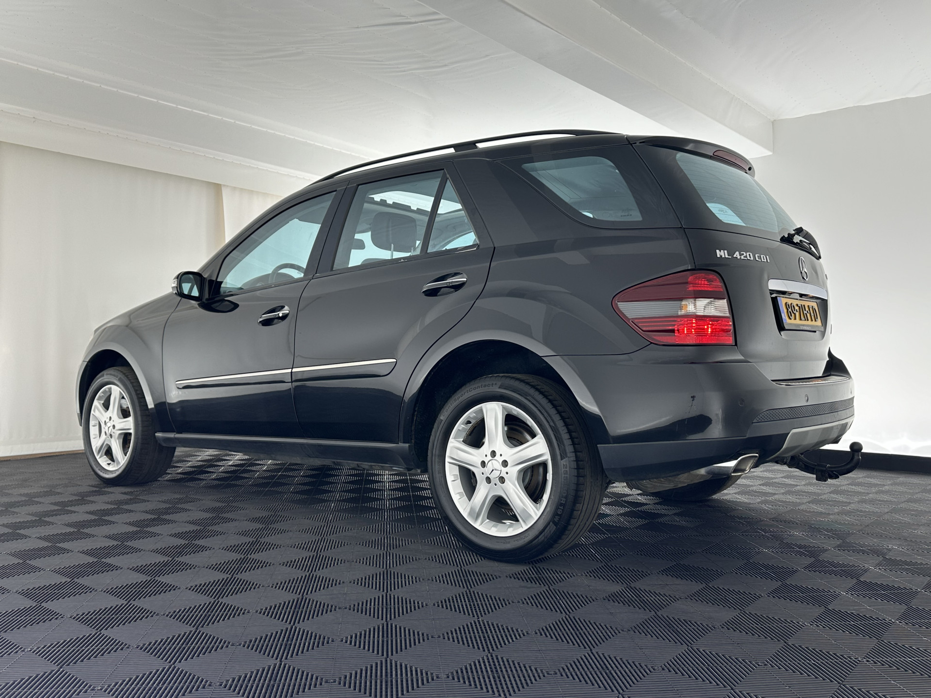 Mercedes-Benz M-klasse ML 420 CDI (⚠️) Aut. *PANO | LEATHER | BI-XENON | NAVI-FULLMAP | KEYLESS | AIRMATIC | CAMERA | TOWBAR | CRUISE | HARMAN/KARDON-AUDIO| MEMORY-PACK | HEATED-COMFORT-SEATS | 19"ALU*