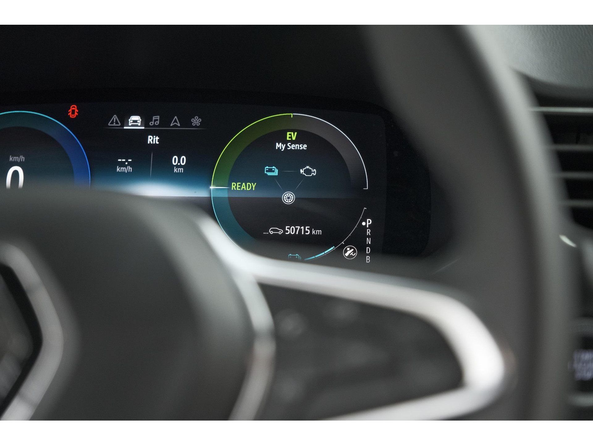 Renault Captur 1.6 E-Tech full hybrid 145 techno | Pack Full Screen | Camera | Navigatie | Allseason Banden