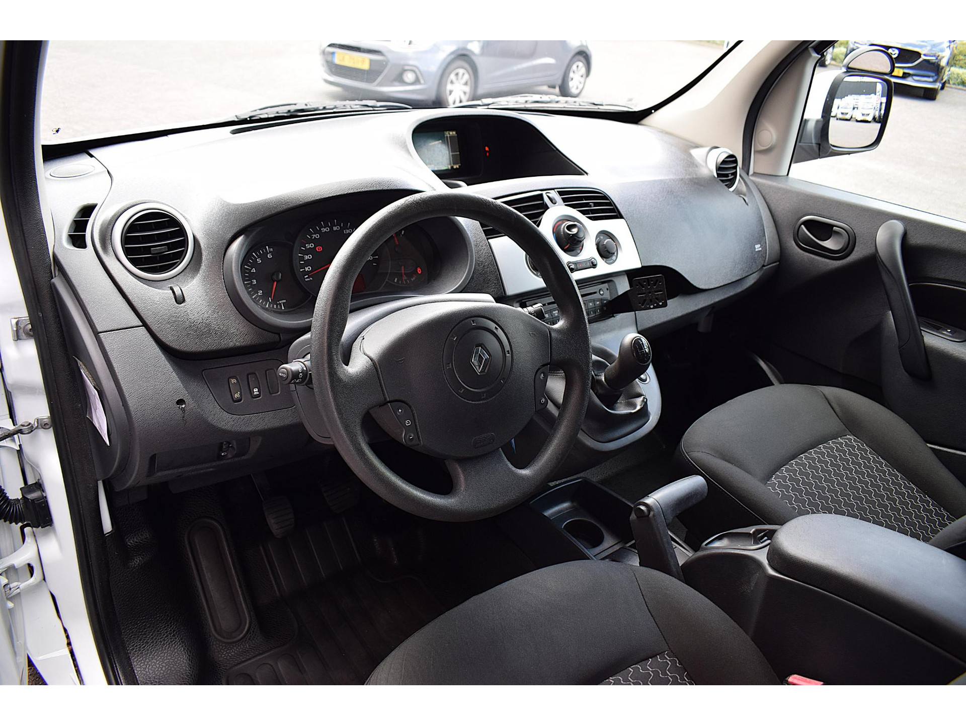Renault Kangoo Express 1.5 dCi 90 Express Black Edition | Trekhaak | Airco | Cruise | Sensoren