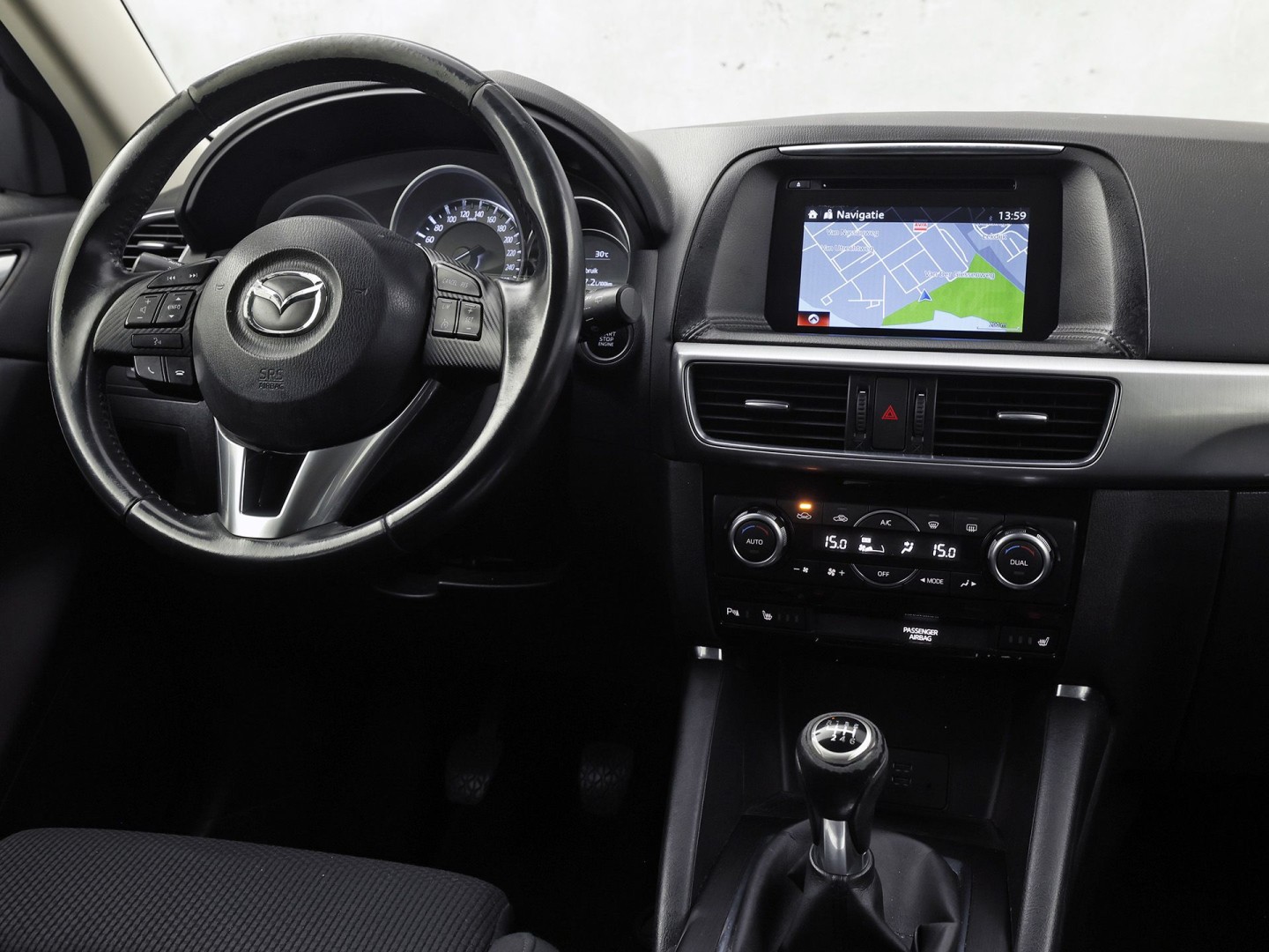 Mazda CX-5 2.0 SkyActiv-G 165 TS 2WD (NAVIGATIE, CLIMATE, STOELVERWARMING, GETINT GLAS, PARKEERSENSOREN, CRUISE, NIEUWE APK, NIEUWSTAAT)