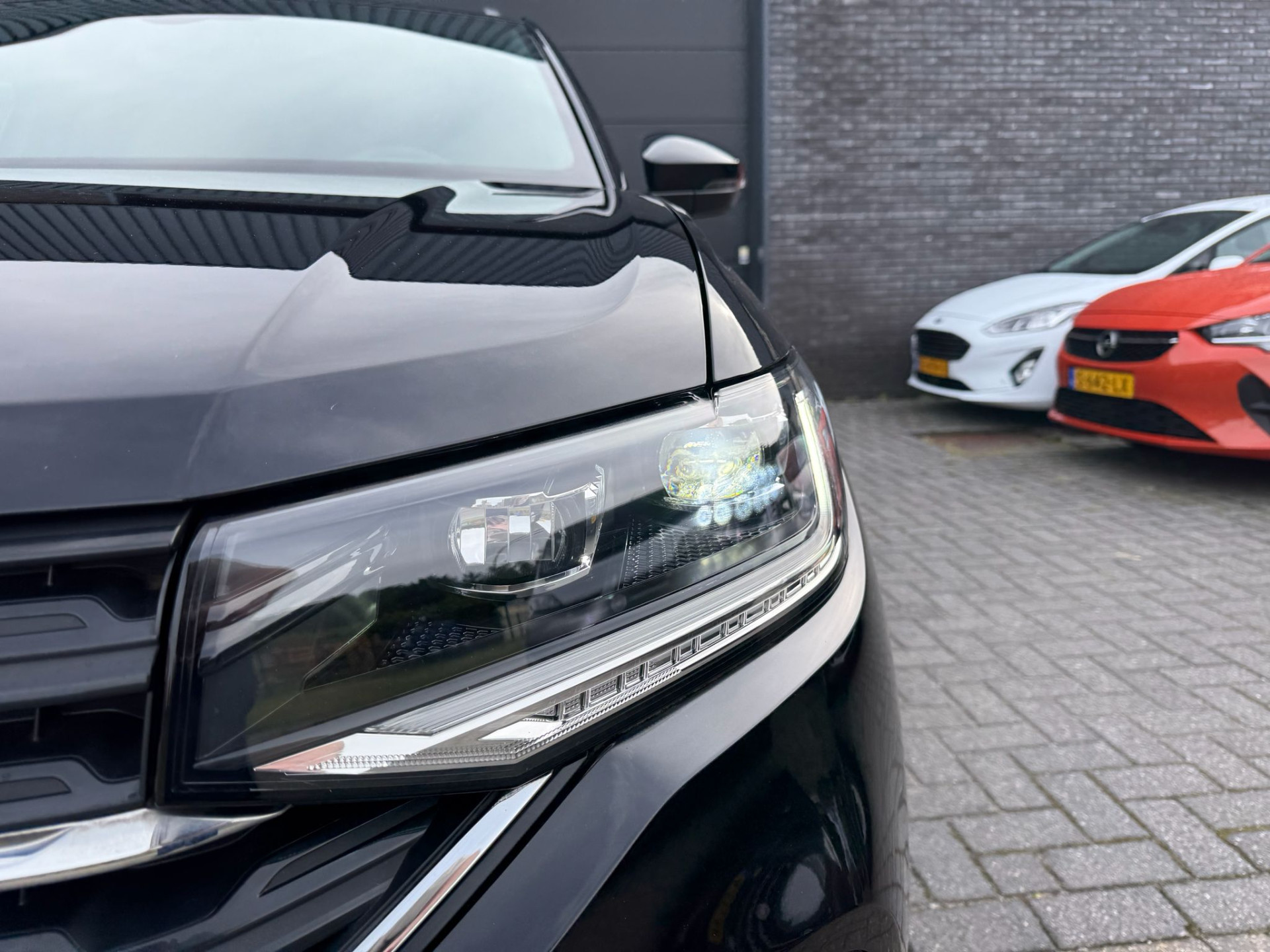 Volkswagen T-Cross 1.0 TSI R-Line | 1E EIGENAAR | 3/6/12MND GARANTIE| AUTOMAAT | LED | CARPLAY | DIGITAAL COCKPIT | DAB | CRUISE |