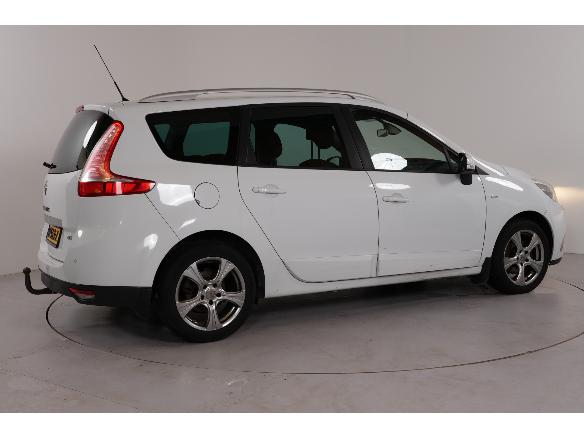 Renault Grand Scénic 1.5 dCi Bose | Trekhaak | Stl. verw. | Cruise