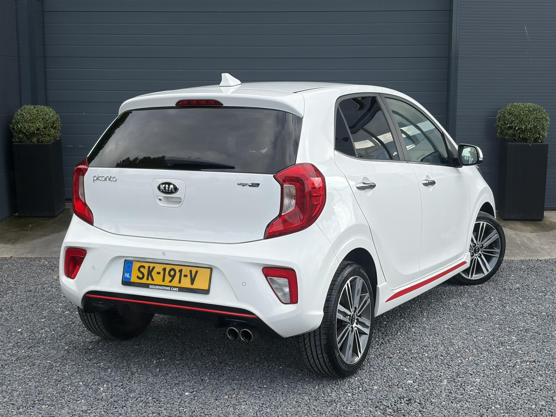 Kia Picanto 1.0 T-GDI GT-Line ✓102pk✓Draadloze telefoonlader✓Carplay✓2e Eigenaar✓Keyless✓Camera✓Stoelverw-Stuurverw✓Leder✓Navi✓Airco✓Cruise✓Lm velgen✓Pdc✓N.A.P✓Net beurt gehad✓Apk tot 09-2027