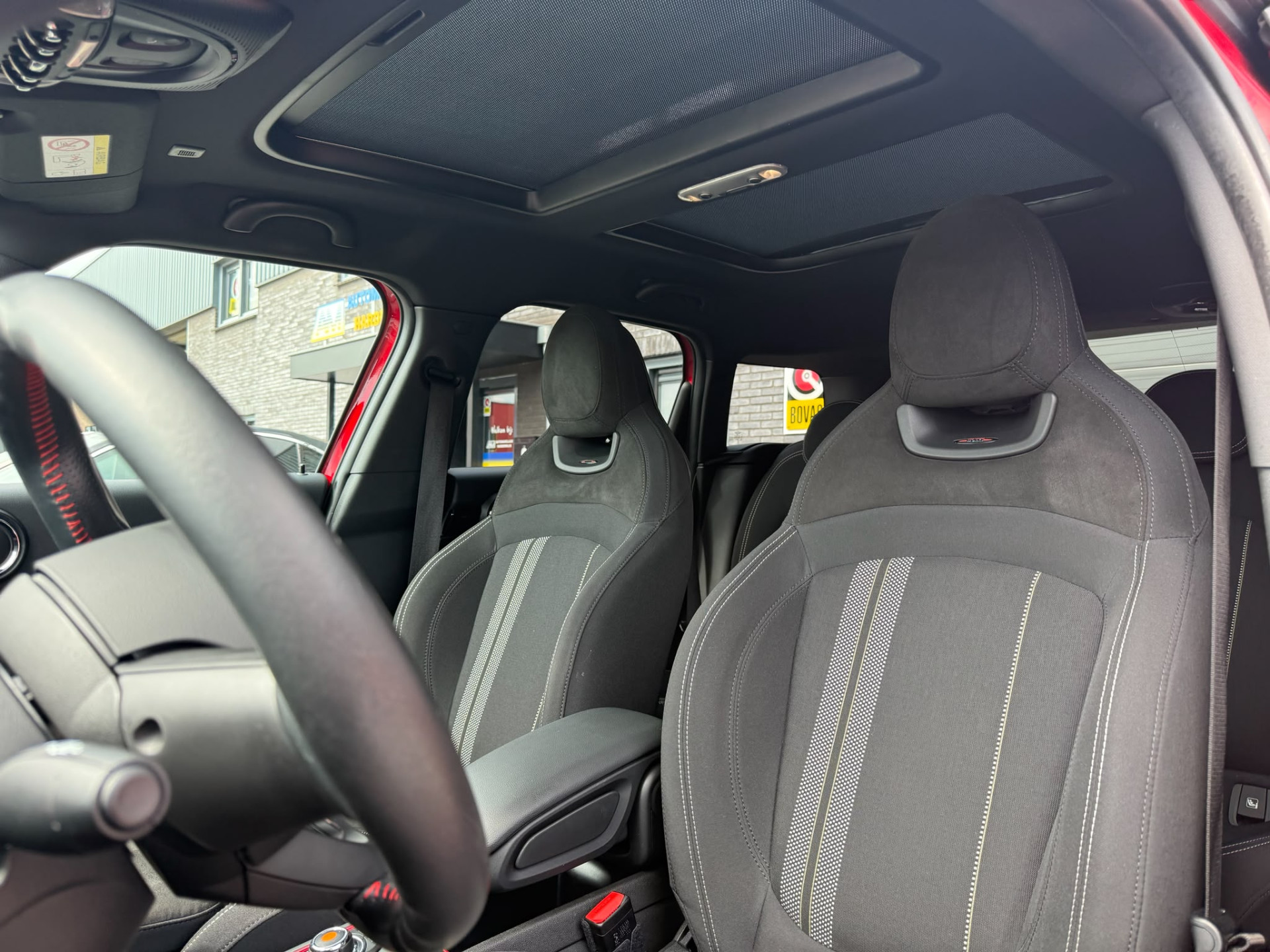 MINI Countryman 1.5 Cooper S E ALL4 | 2E EIGENAAR | 3/6/12MND GARANTIE | PANO | LED | AUTOMAAT | CARPLAY | DAB | NAVI | SFEER | CRUISE