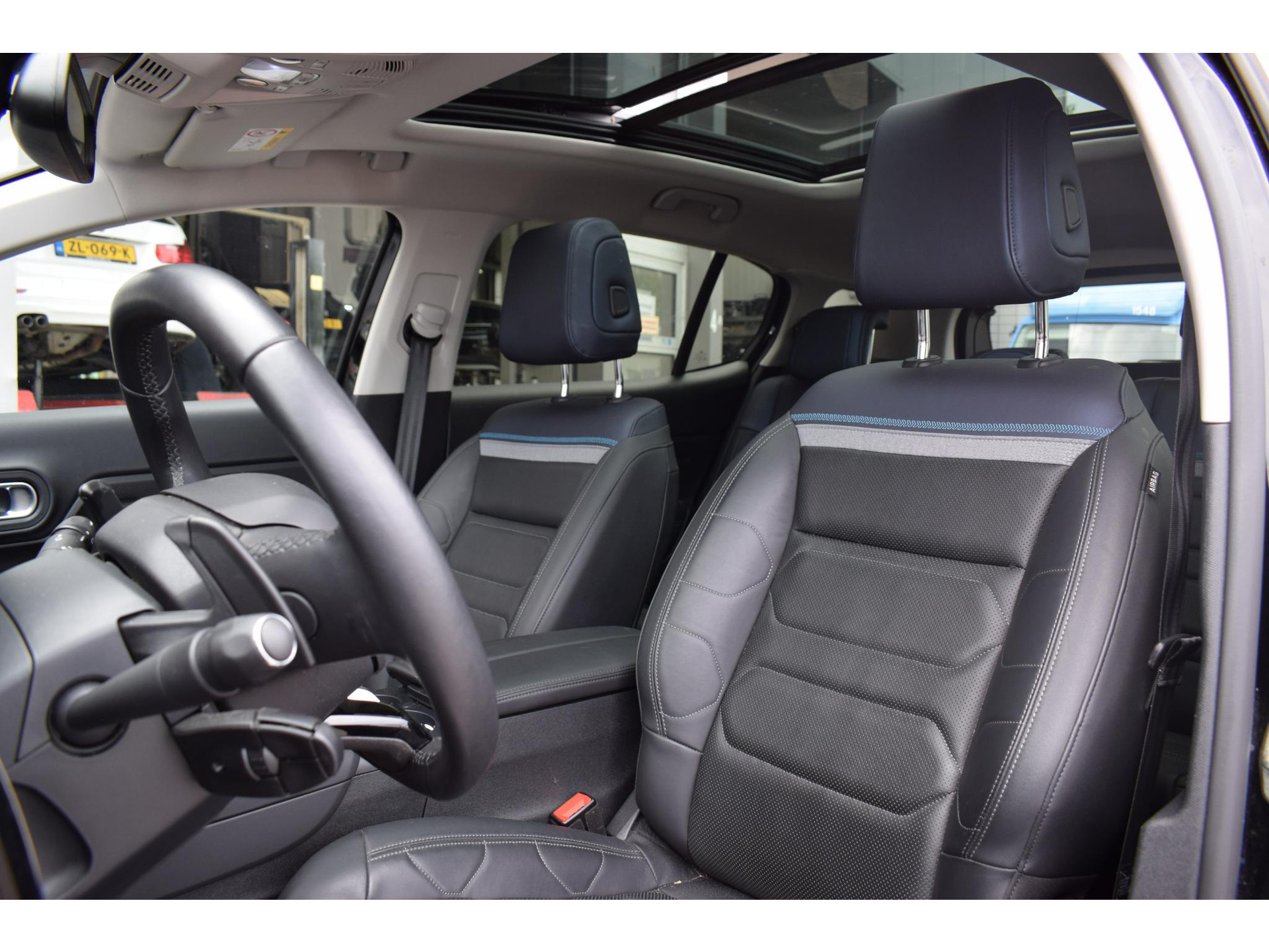Citroen C5 Aircross 1.6 Plug-in Hybrid 225pk Plus | Trekhaak | Pano | Leer | Memory | Apple CarPlay