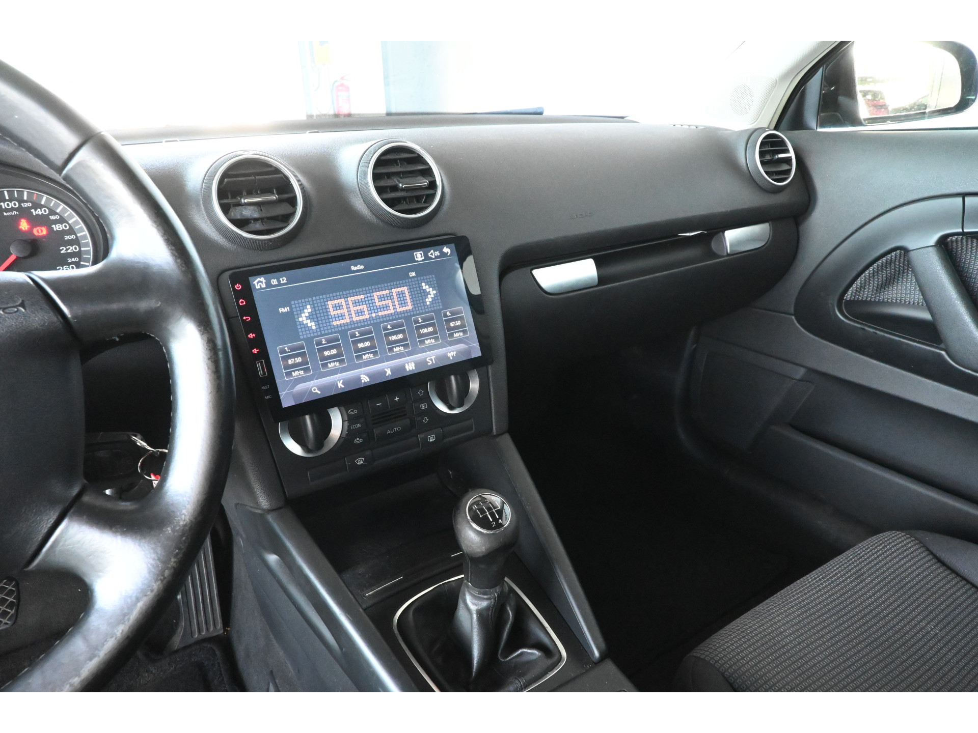 Audi A3 1.6 Attraction Clima Cruise Control Lichtmetaal All in Prijs! Inruil Mogelijk!