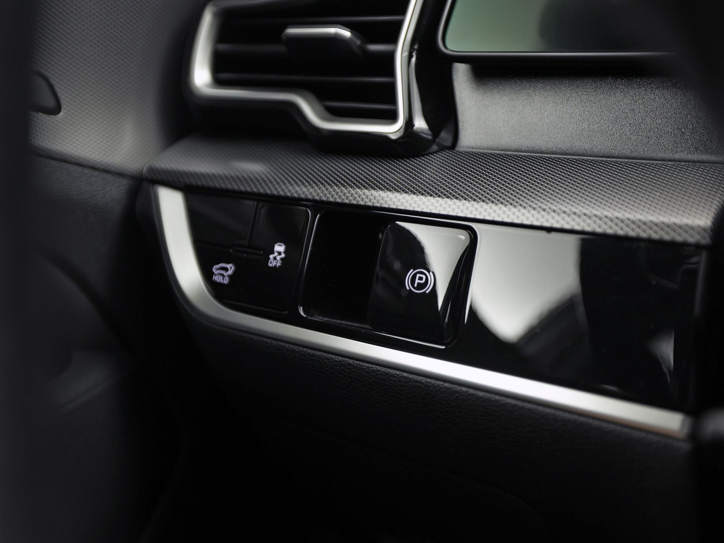 Kia Sportage 1.6 T-GDi MHEV GT-Line Edition Automaat 150Pk (PANORAMADAK, APPLE CARPLAY, STOELKOELING/VERWARMING, 360 CAMERA, ELEK BESTUURDERSSTOEL, LM VELGEN, NIEUWE APK, NIEUWSTAAT)