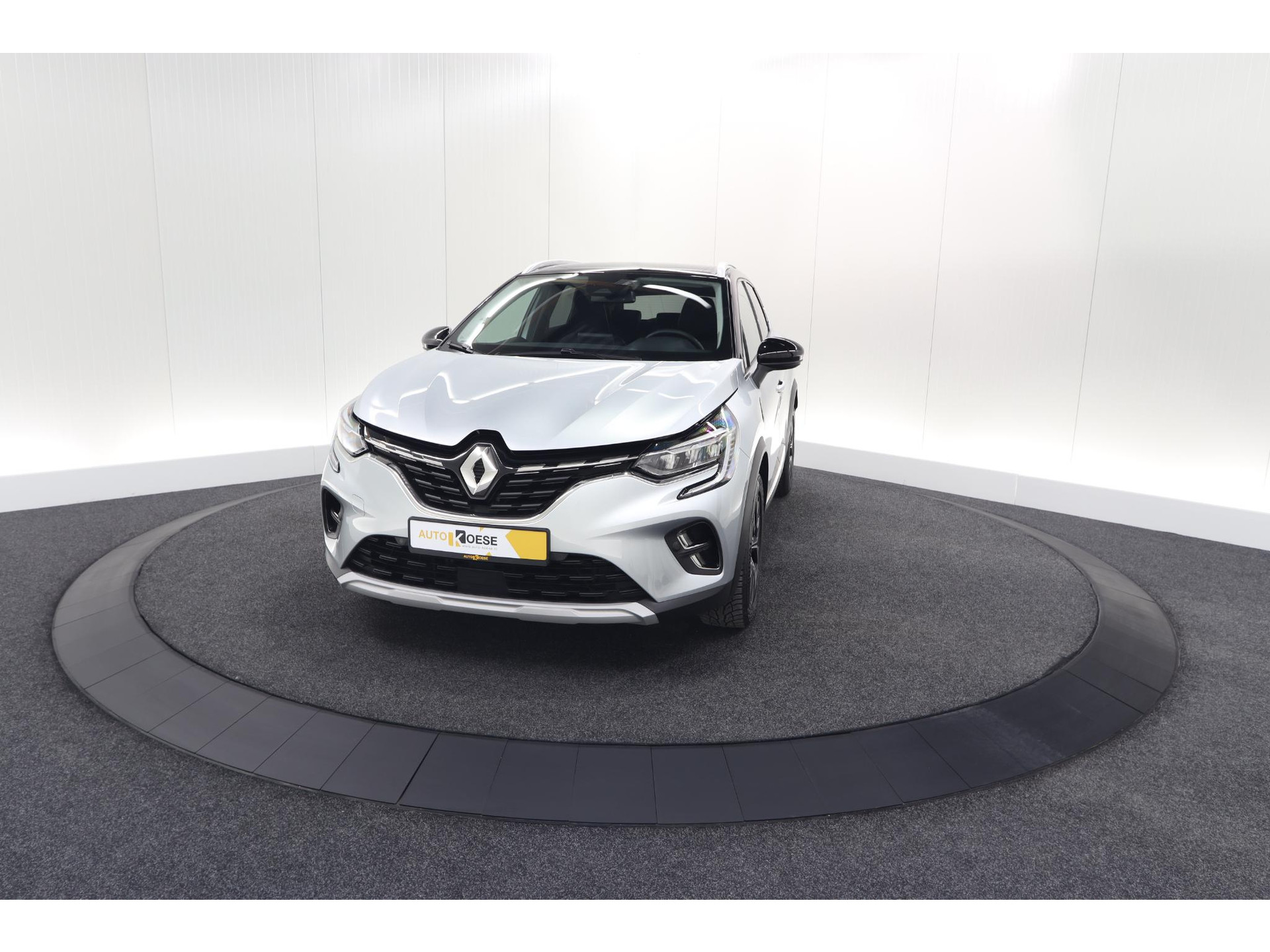 Renault Captur Mild Hybrid 140 EDC Techno | Camera | 9.3 Inch Scherm | Apple Carplay | Parkeersensoren | Allseason Banden | Stoelverwarming