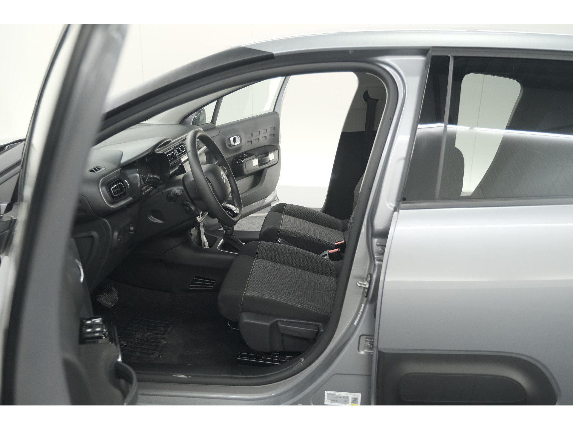 Citroen C3 PureTech 110 EAT6 Max | Camera | Parkeersensoren | Navigatie | Apple Carplay