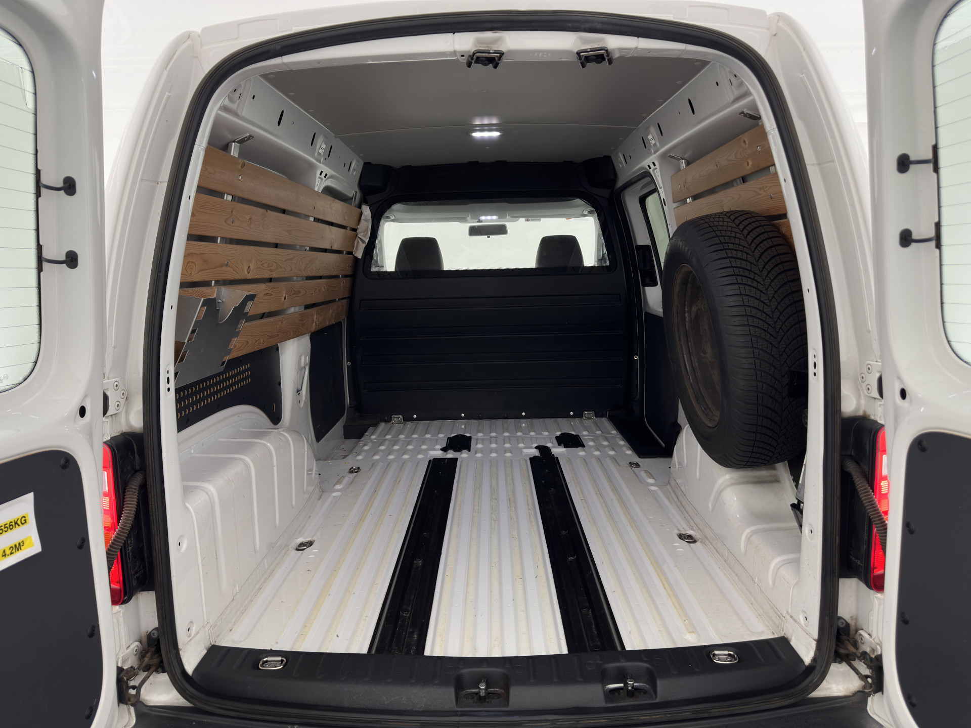 Volkswagen Caddy 1.4 TGI L2H1 EcoFuel Maxi *CRUISE | PDC | COMFORT-SEATS | RADIO-CD/MP3*