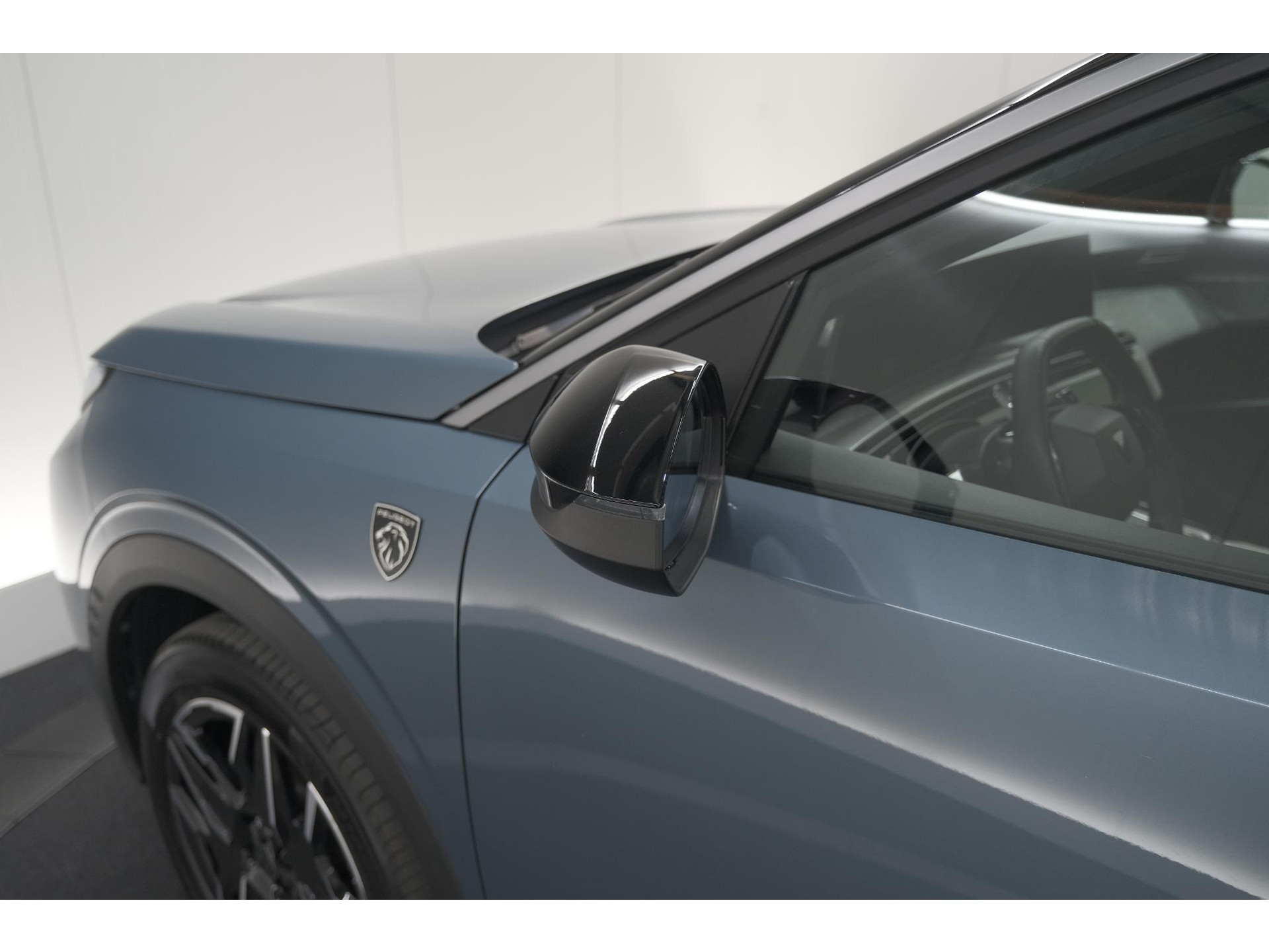 Peugeot 5008 1.2 Hybrid 136 GT 7p | Adaptieve Cruise control | Elektrische Kofferklep | Stoelverwarming