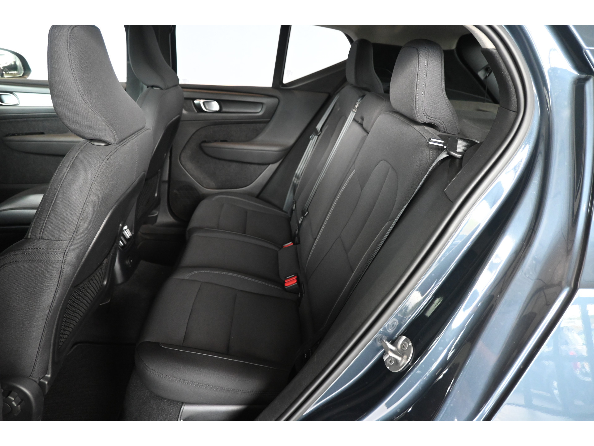 Volvo XC40 1.5 T5 Recharge Inscription Clima Cruise CarPlay Trekhaak PDC Lane Assist Camera 100% Onderhouden! Inruil Mogelijk!