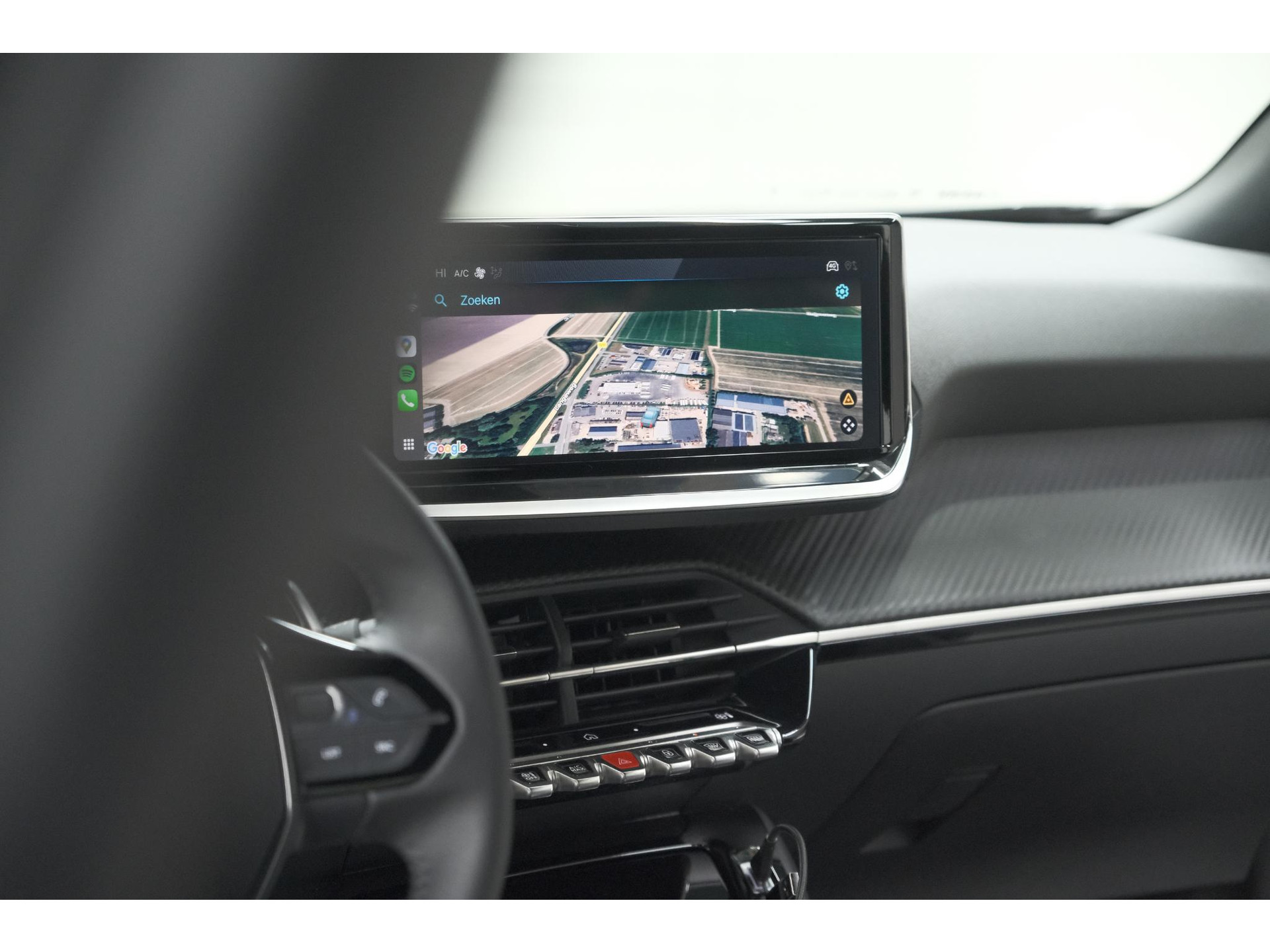 Peugeot 2008 Hybrid 145 e-DCS6 Allure | 360 Camera | Adaptieve Cruise Control | Dodehoekdetectie | Navigatie