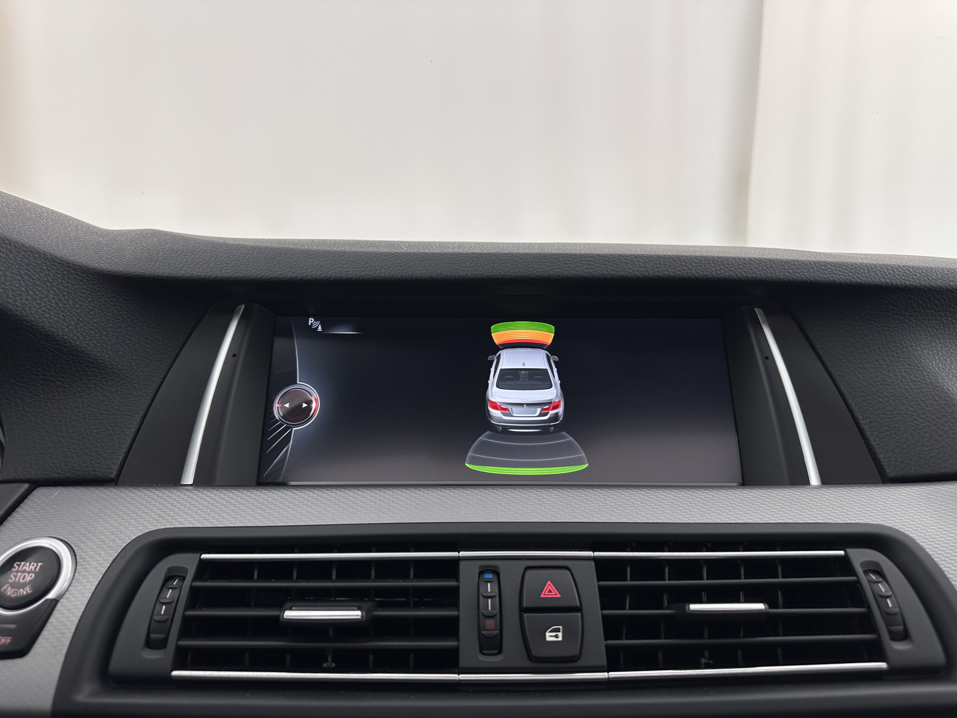 BMW 5-serie 520i M-Sportpack High Executive Aut. *PANO | LEATHER | XENON | HARMAN/KARDON | HEATED-SPORTSEATS | NAVI-FULLMAP | PRIVACY-GLASS | SHIFTPADDLES | ECC | PDC | CRUISE | 18''ALU*