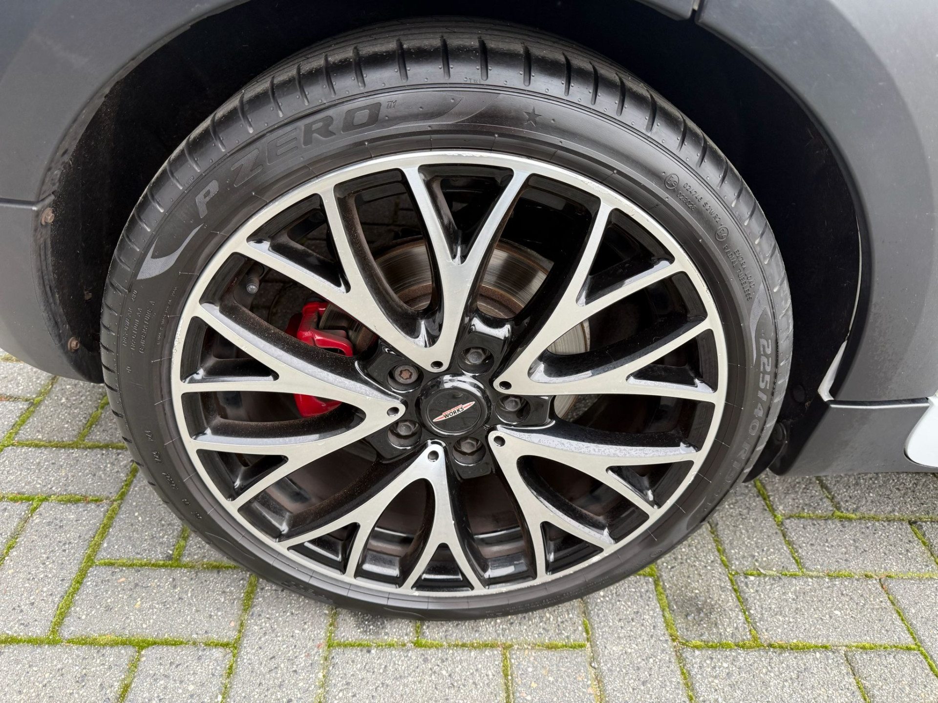 MINI Mini 1.6 John Cooper Works | 1E EIGENAAR | 3/6/12MND GARANTIE | AUTOMAAT | JOHN WORKS | XENON | CRUISE | NAVI |