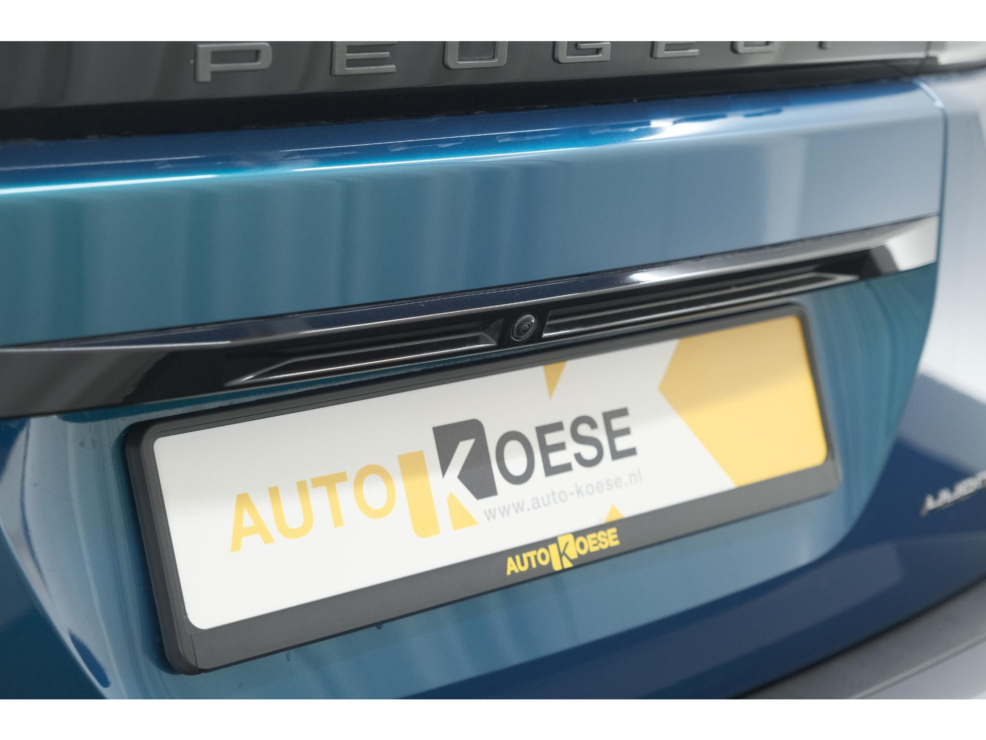 Peugeot 2008 1.2 Hybrid 145 Allure | 360 Camera | Adaptieve Cruise Control | Dodehoekdetectie