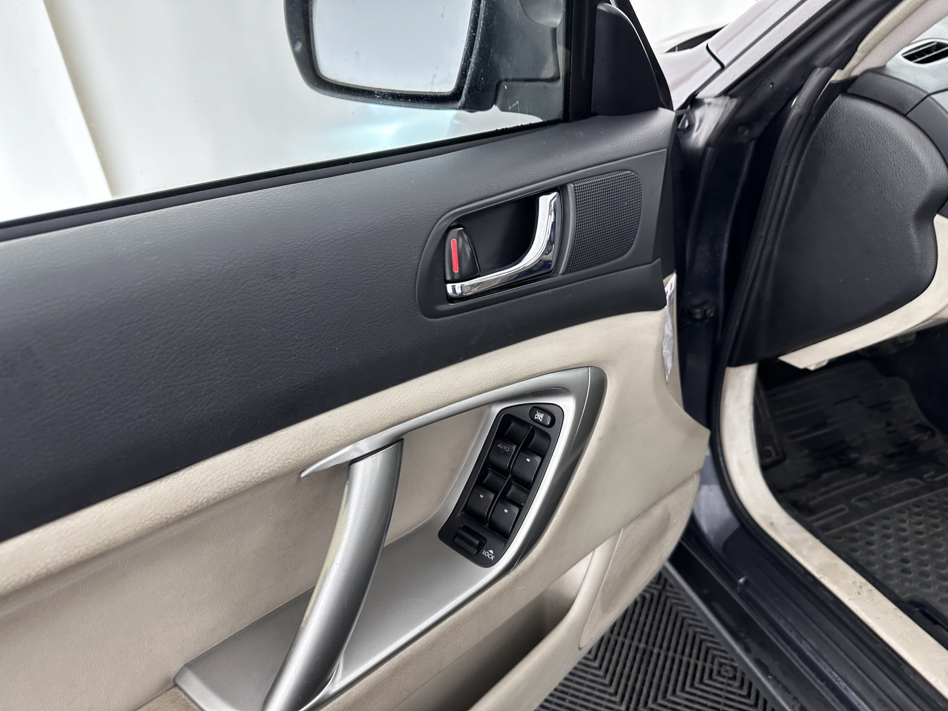 Subaru Legacy Touring Wagon 2.0D Luxury AWD *PANO | LEATHER | XENON | NAVI-FULLMAP | MEMORY-PACK | ECC | PDC | CRUISE | COMFORT-SEATS | 17"ALU*