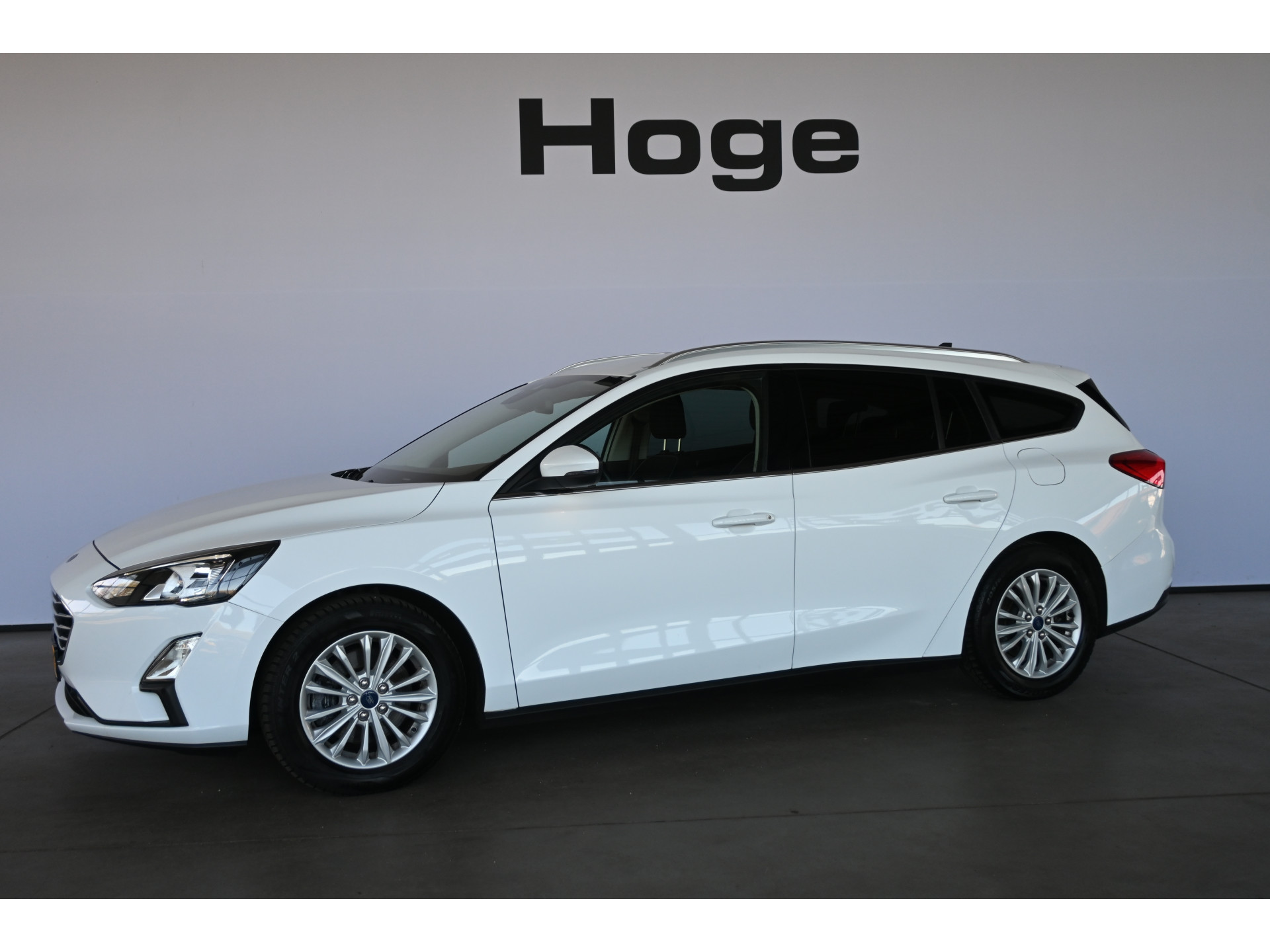 Ford Focus Wagon 1.0 EcoBoost Titanium X Business Clima Navigatie LED 1e Eigenaar Rijklaarprijs! Inruil Mogelijk!