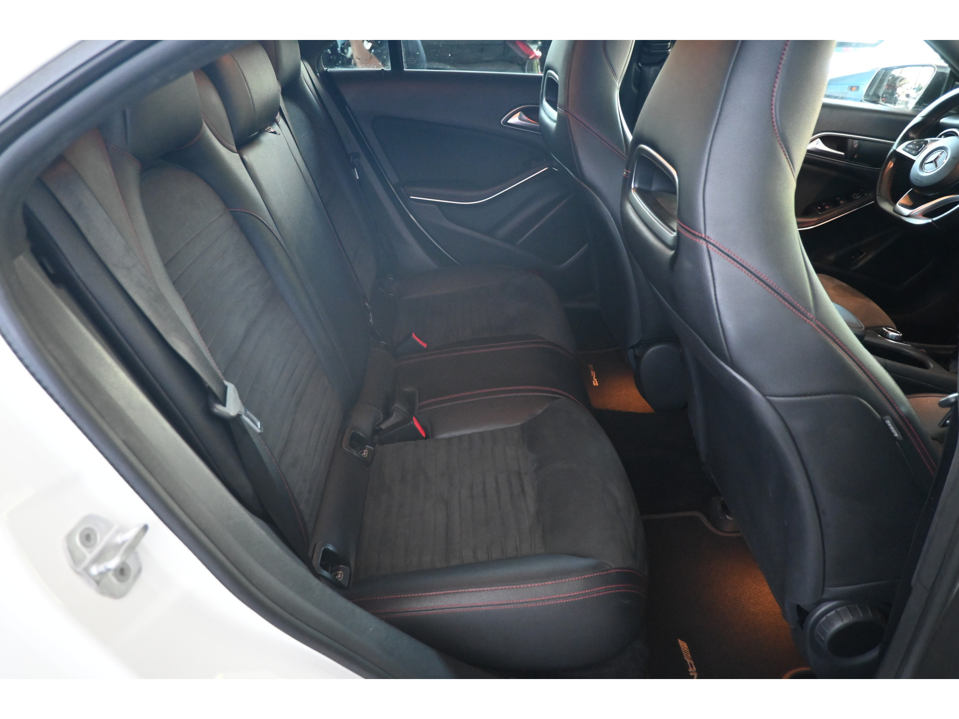 Mercedes-Benz CLA-klasse 180 AMG Night Edition Plus Clima Cruise Xenon LED Navigatie Inruil mogelijk