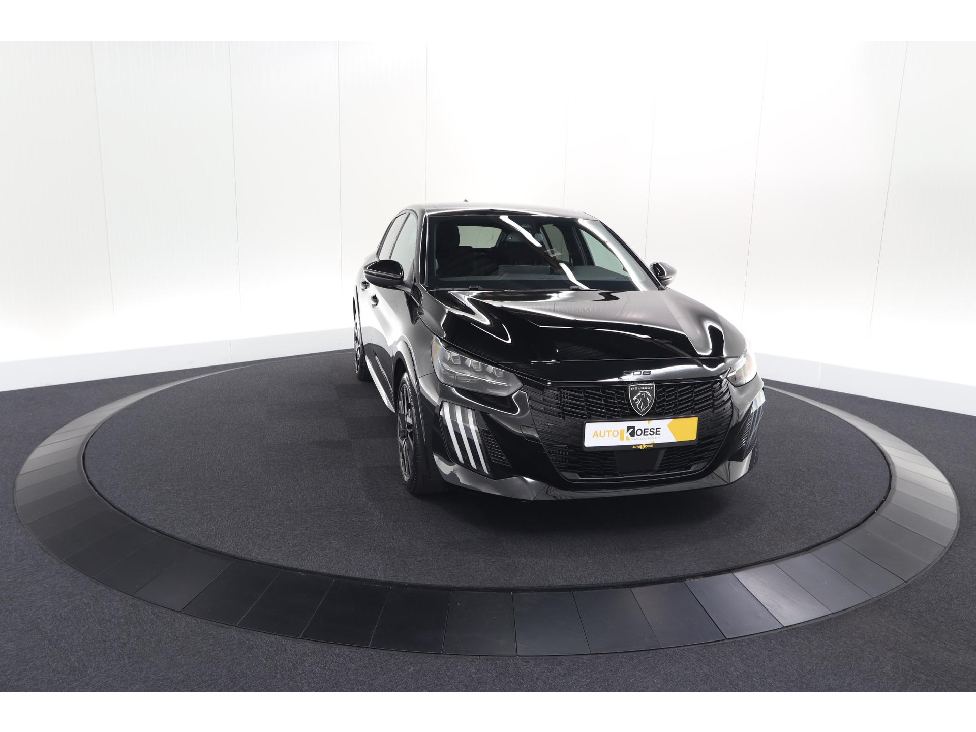 Peugeot 208 1.2 Hybrid 145 e-DCS6 GT | Alcantara Pakket | Camera | Apple Carplay | Stoelverwarming