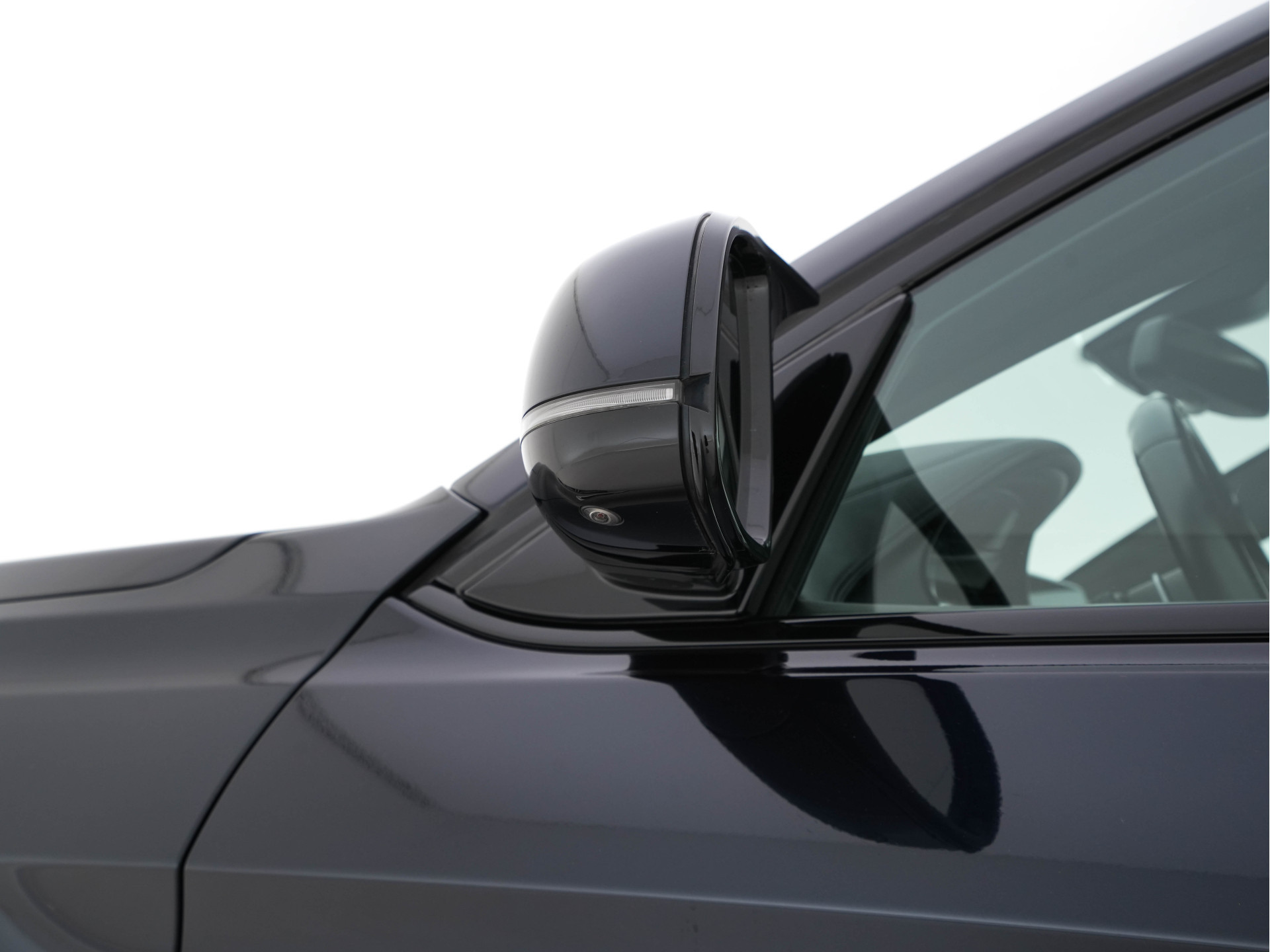 BMW X6 M Sport-Pack Innovation-Pack [ CHIP-TUNING 680-PK/850-Nm ] Aut. *LUXURY-LEATHER | NIGHT-VISION | TOPVIEW | MEMORY-PACK | HARMAN/KARDON-AUDIO | HEAD-UP | SOFT-CLOSE |  BLIND-SPOT | DAB+ | FULL-LED | NAVI-FULLMAP | HEATED-SPORTSEATS | SHIFTPADDLES |