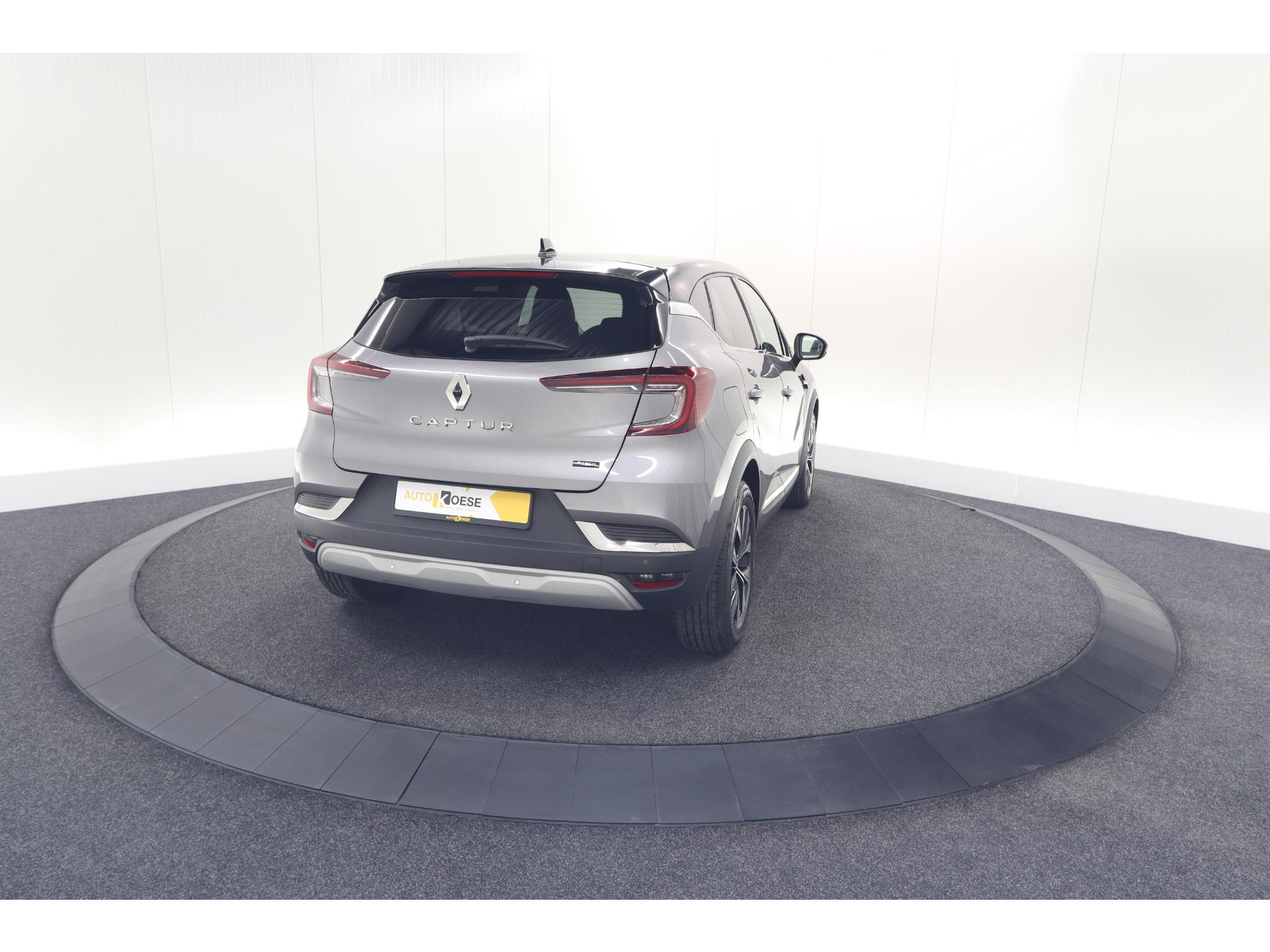 Renault Captur 1.6 E-Tech full hybrid 145 techno | Pack Full Screen | Camera | Navigatie | Allseason Banden