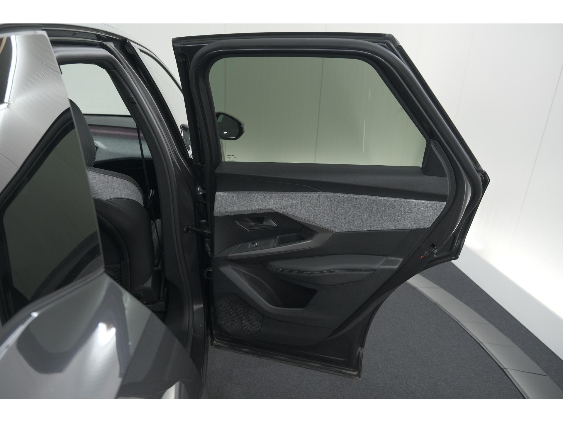 Peugeot 3008 1.2 Hybrid 136 GT | 360 Camera | Adaptieve Cruise Control | Stoelen Pakket | Elektrische Kofferklep
