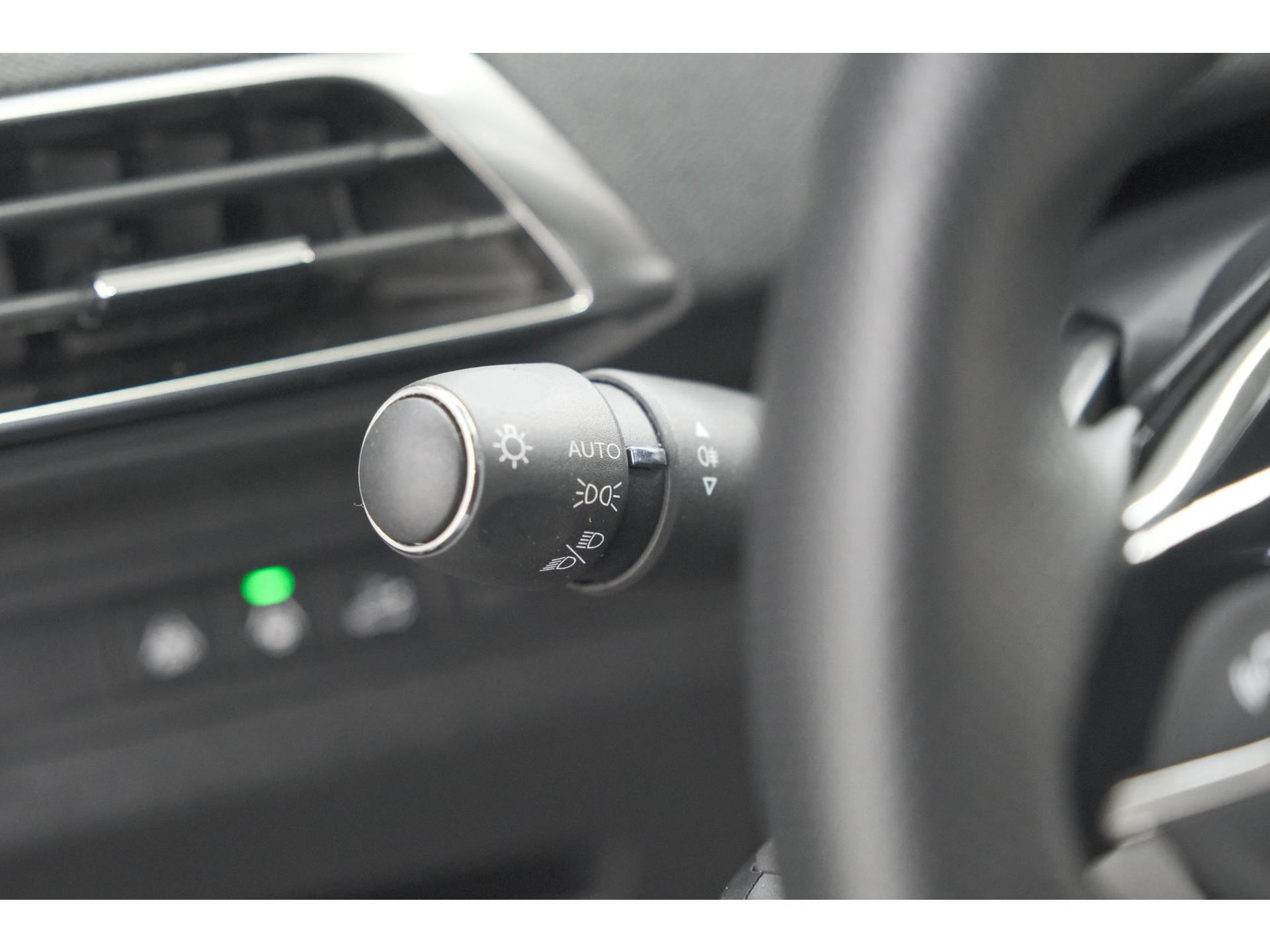 Peugeot 3008 136 Hybrid e-DCS6 GT | 360 Camera | Adaptieve Cruise Control | Elektrische Kofferklep | Stoelverwarming