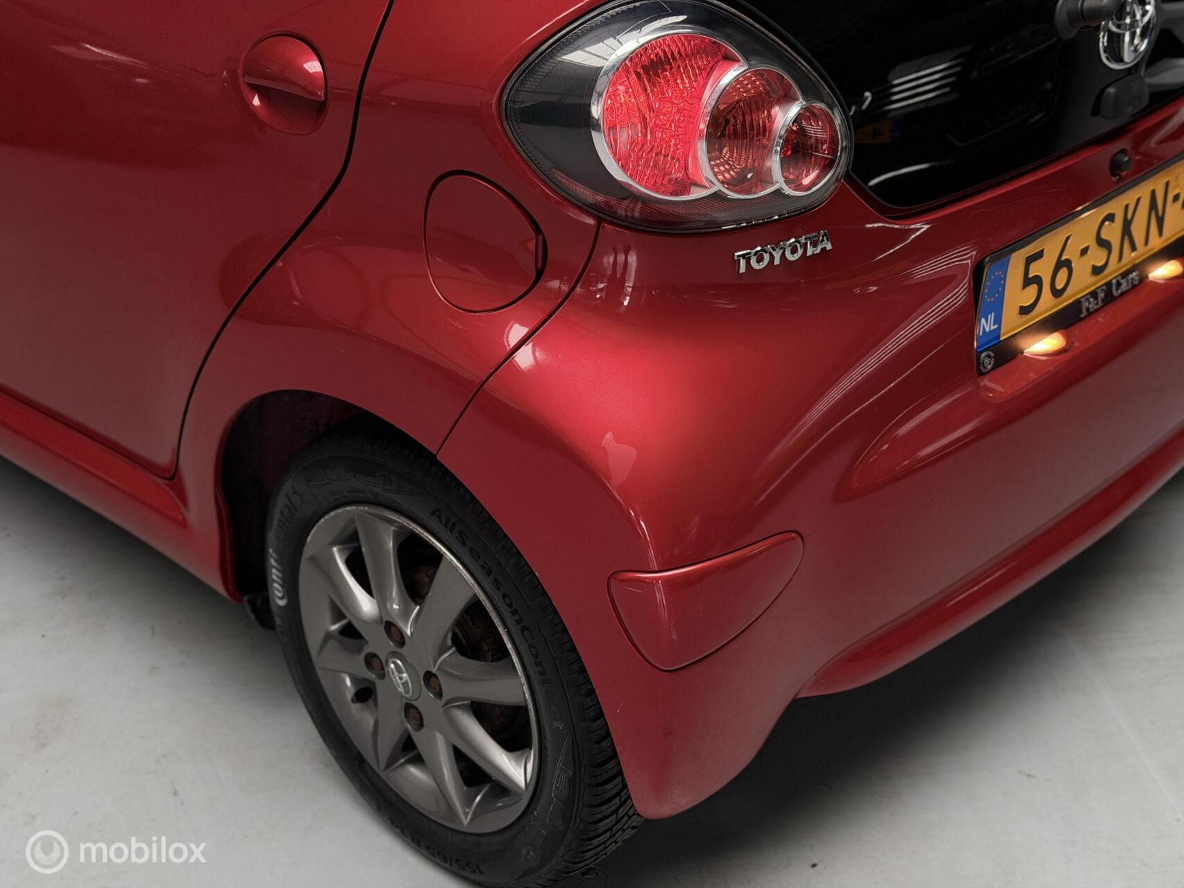 Toyota Aygo 1.0-12v Aspiration Red Navigator|Automaat|NAP|Navi