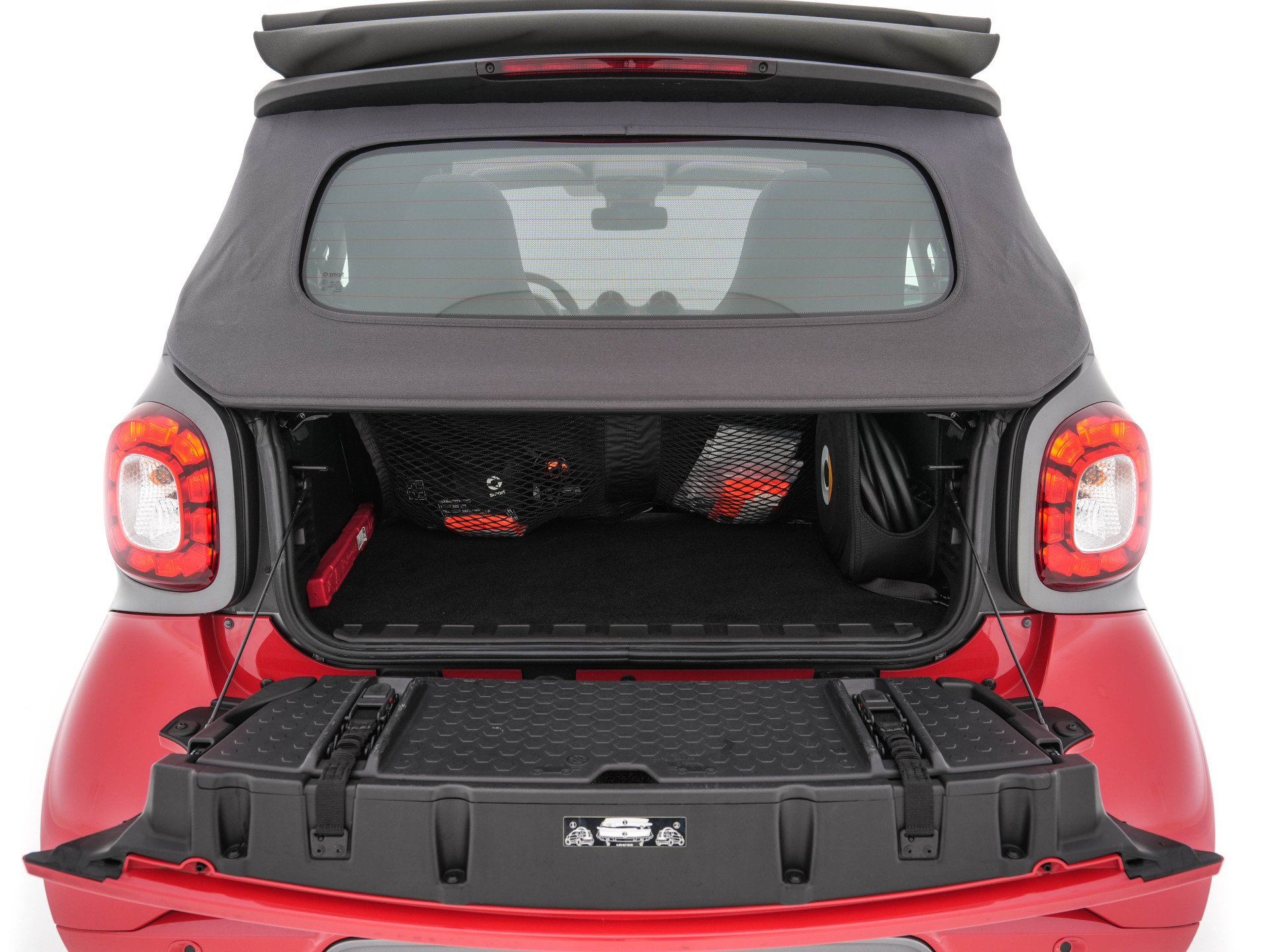 Smart fortwo cabrio EQ BRABUS Style 18 kWh [ 3-Fase ] *LEATHER | HEATED-SPORTSEATS | NAVI-FULLMAP | CAMERA | DAB+ | AIRCO | PDC | CRUISE | 16''ALU*